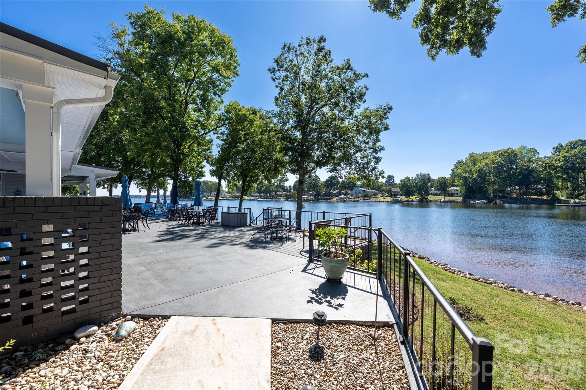 8056 Westcape DR, Denver, NC 28037