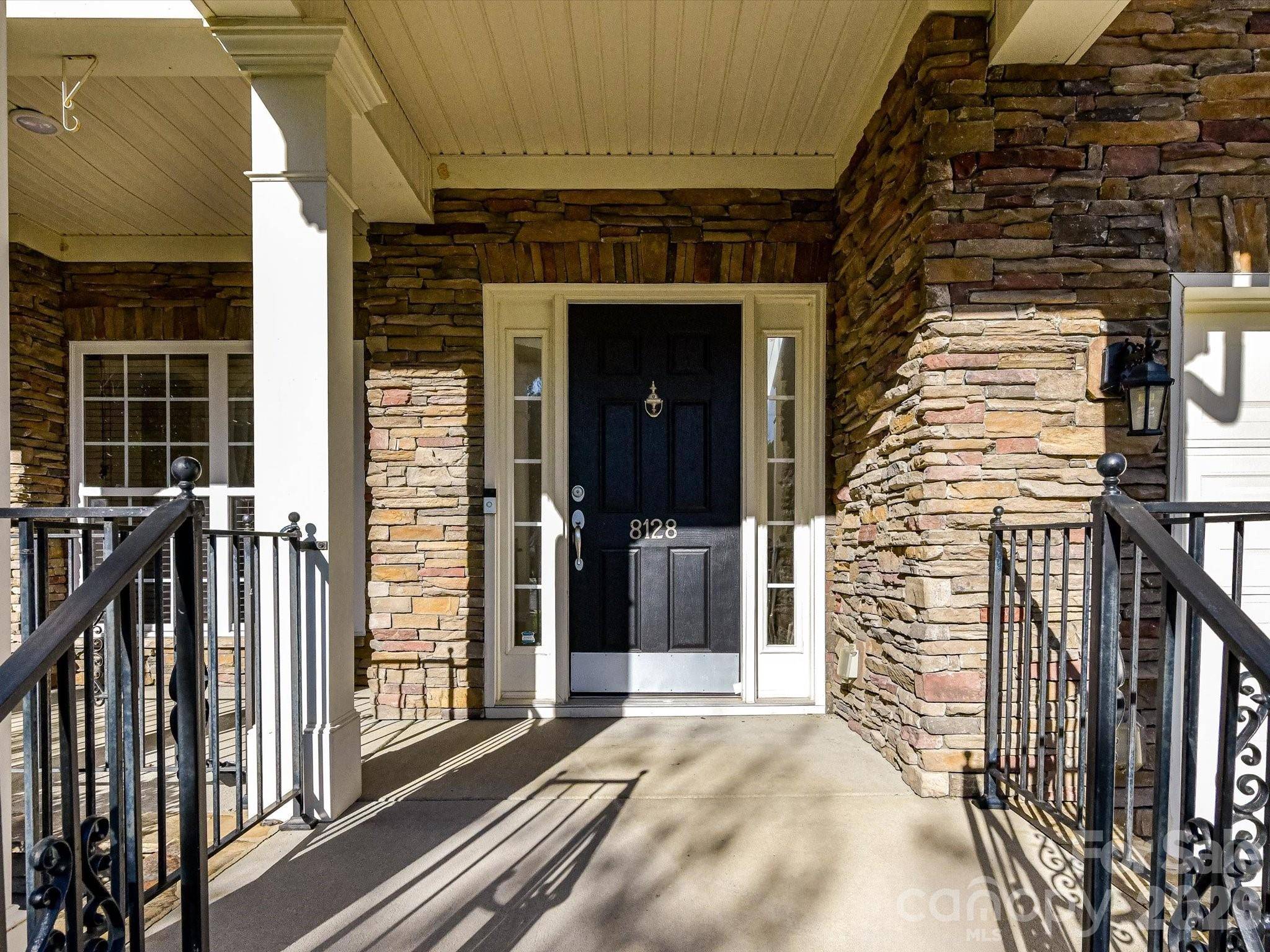 8128 Madrigal CT, Waxhaw, NC 28173