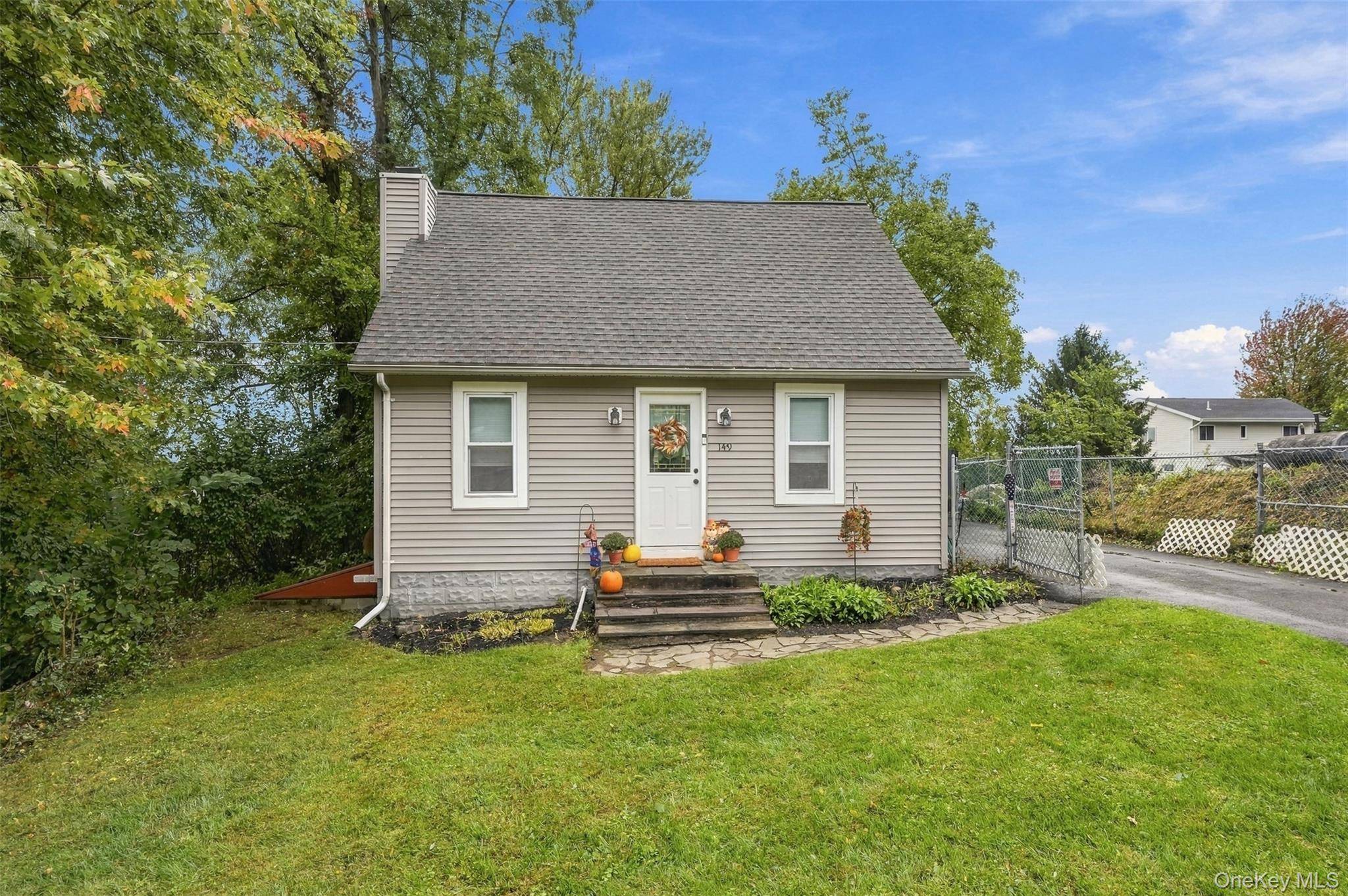 149 Hoyt ST, Port Ewen, NY 12466