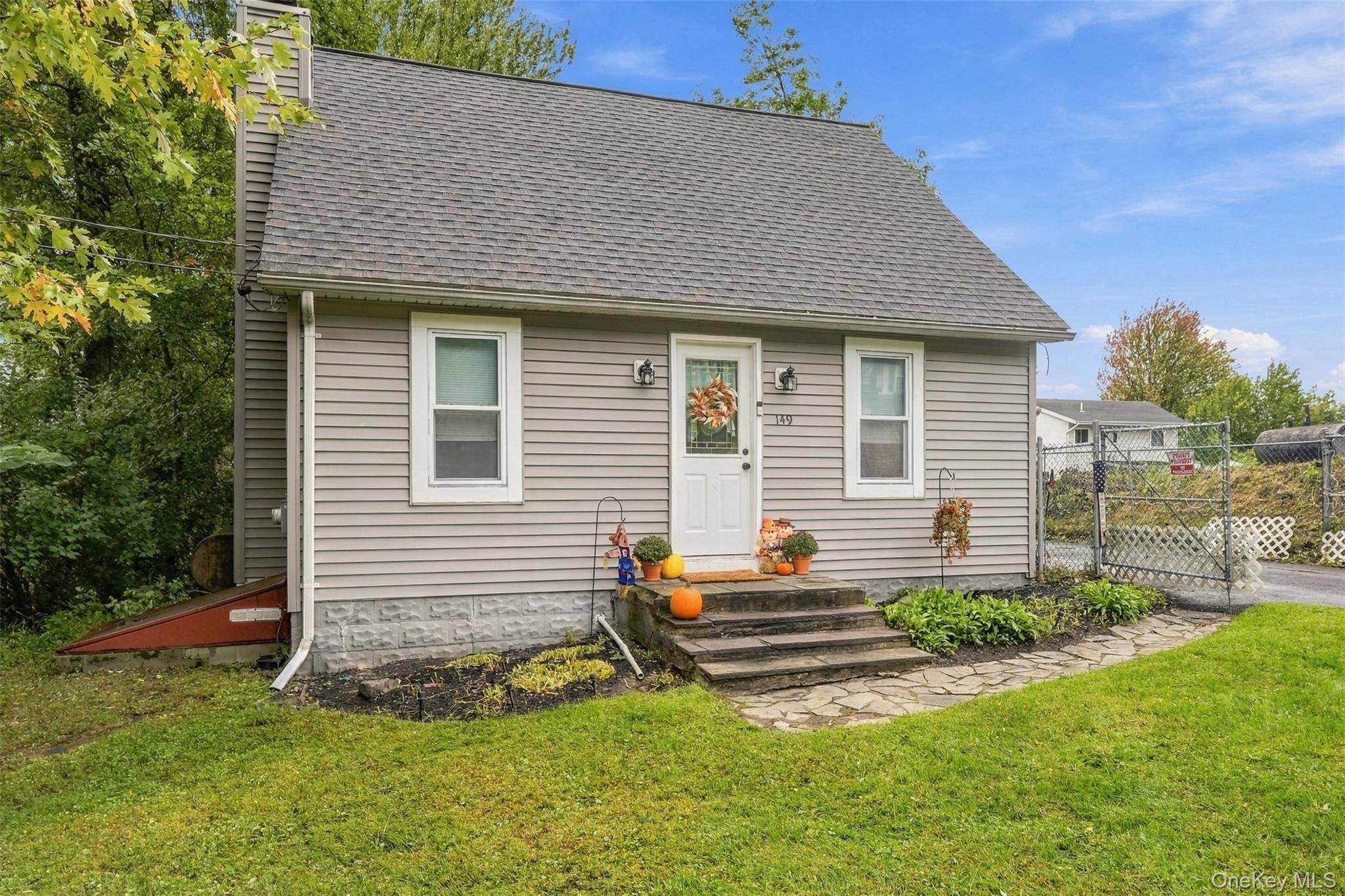 149 Hoyt ST, Port Ewen, NY 12466