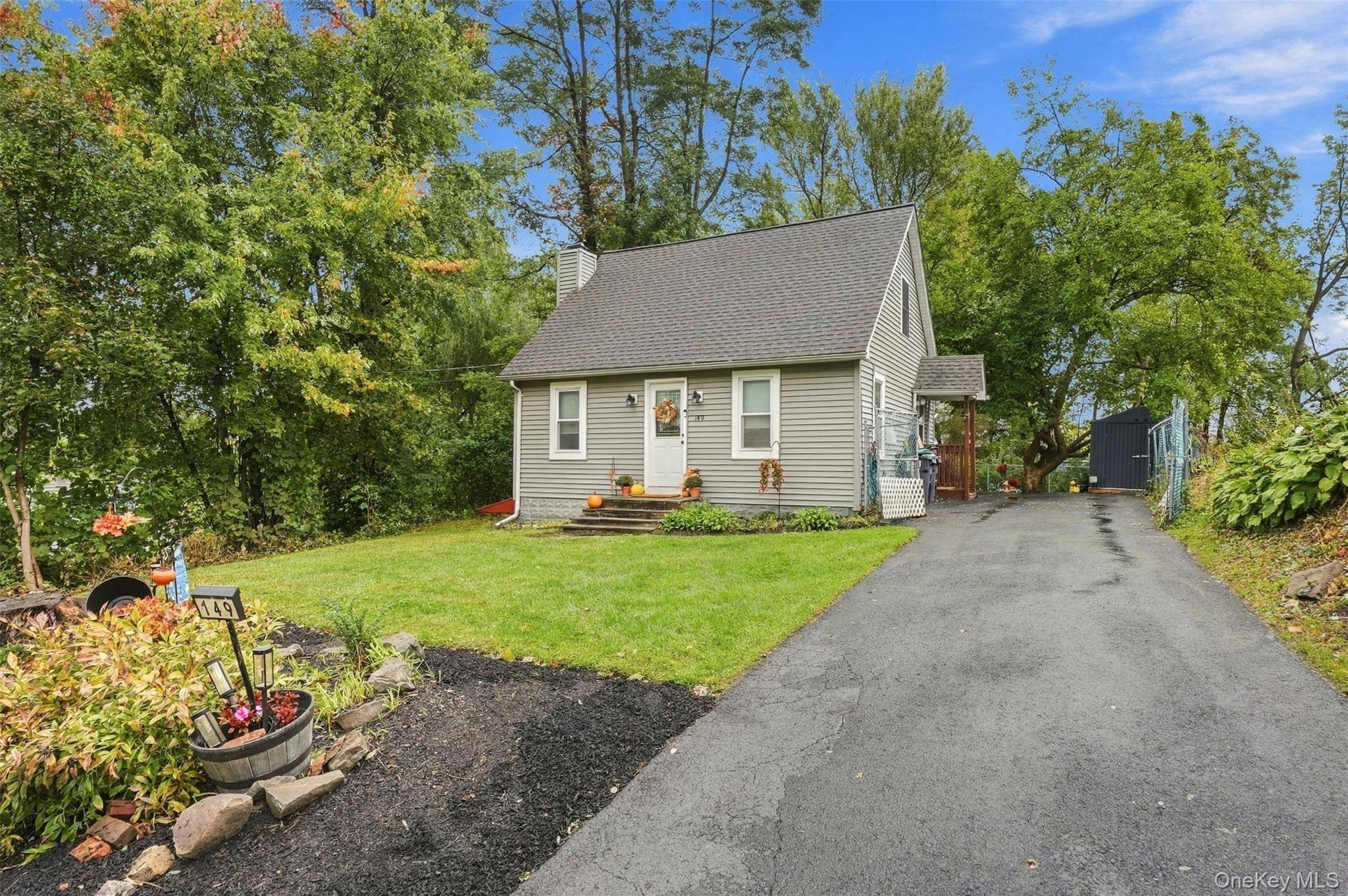 149 Hoyt ST, Port Ewen, NY 12466