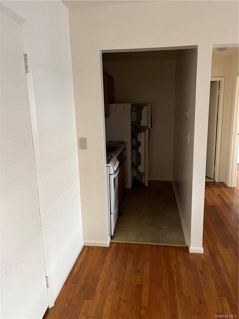 95 N Middletown RD #F, Pearl River, NY 10965