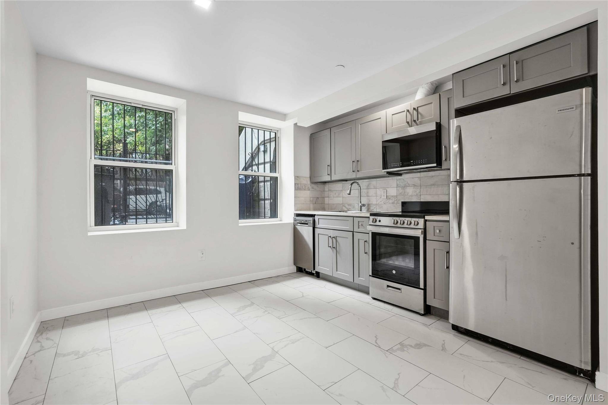 115 W 136th ST, New York (manhattan), NY 10030
