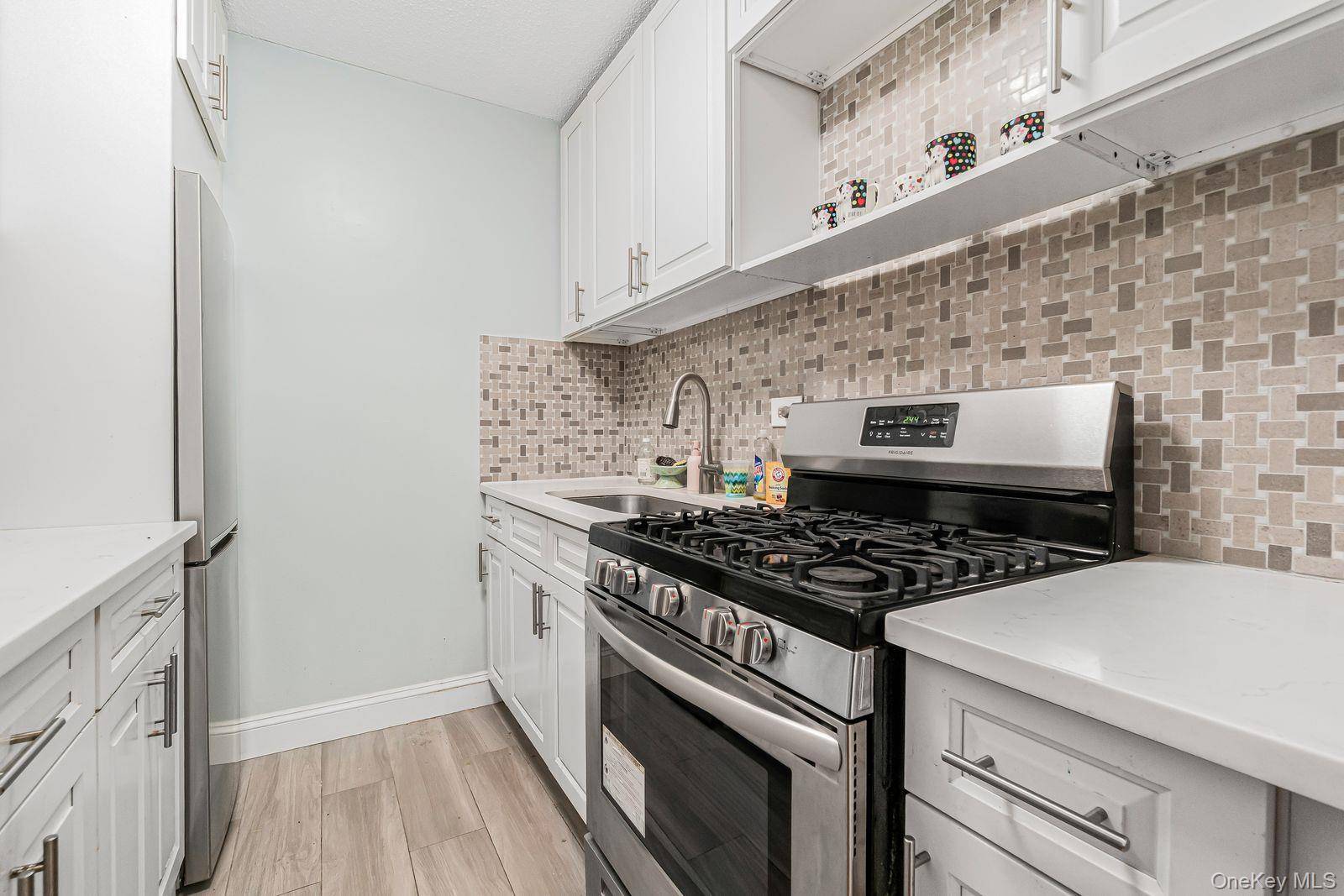39-60 54th ST #8S, Woodside, NY 11377