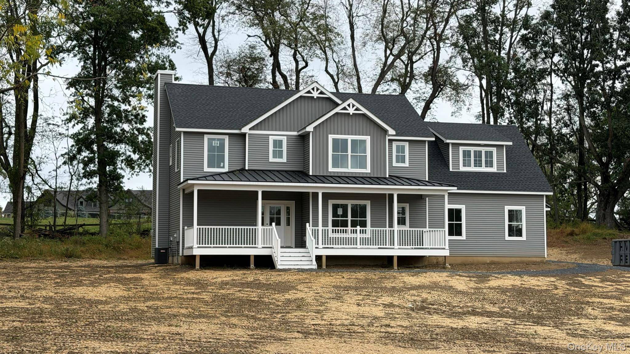 17 Sunset LN, New Hampton, NY 10958