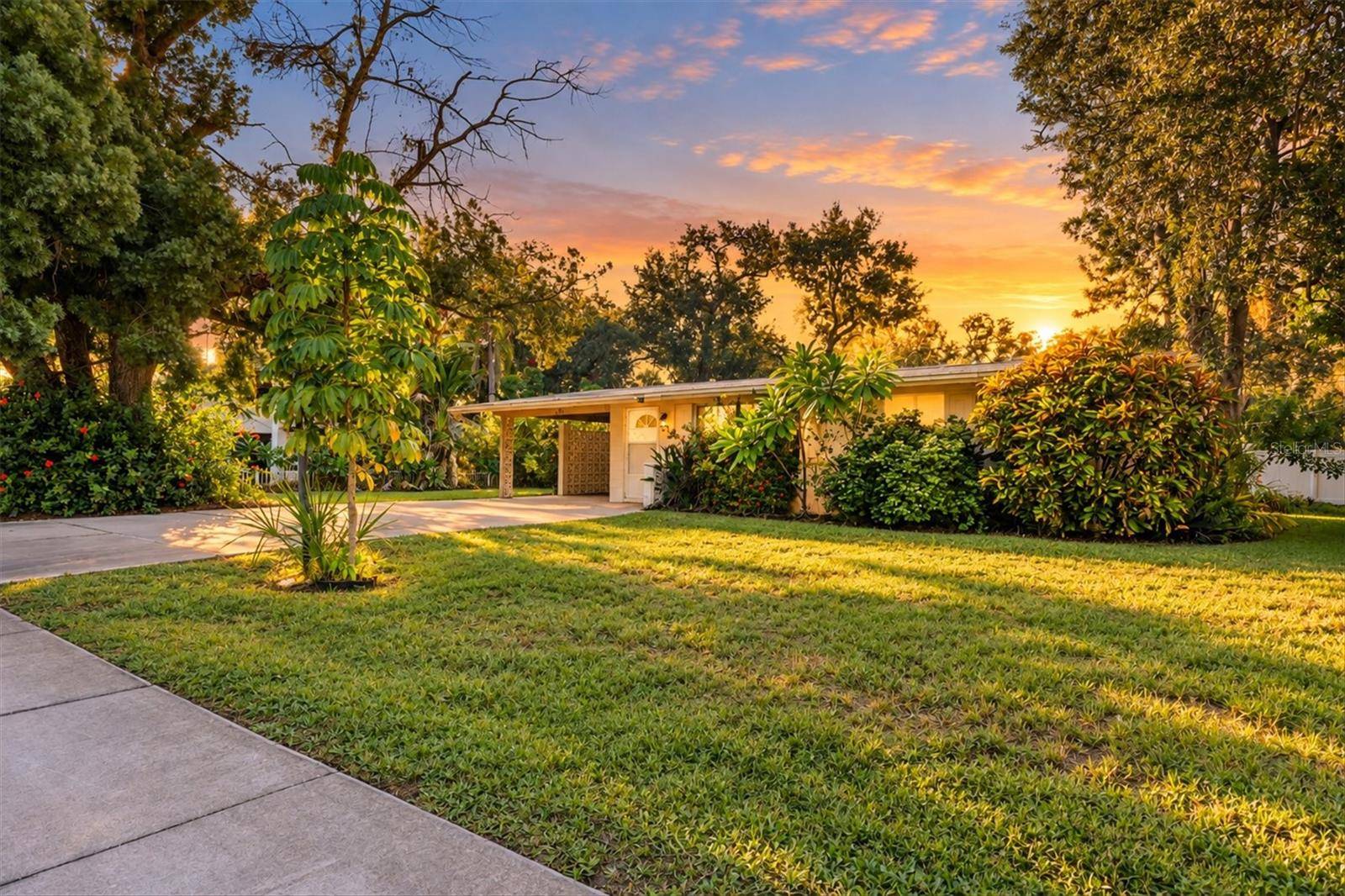 260 SHAMROCK DR, Venice, FL 34293
