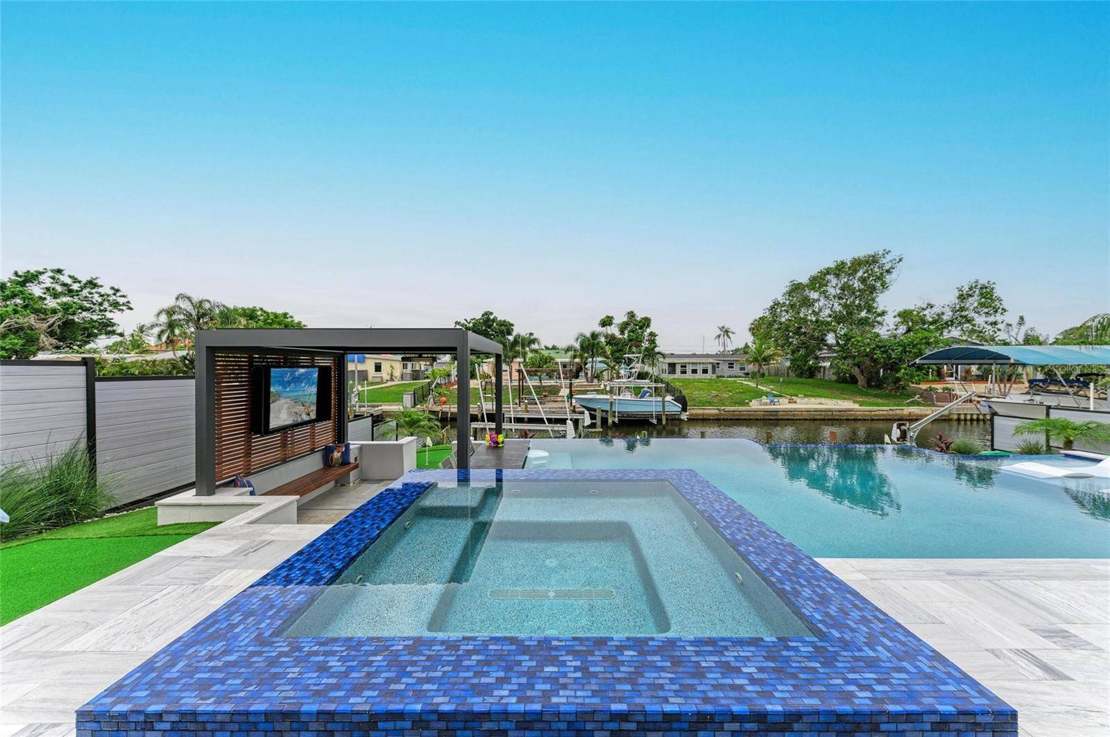 310 BRYN MAWR IS, Bradenton, FL 34207