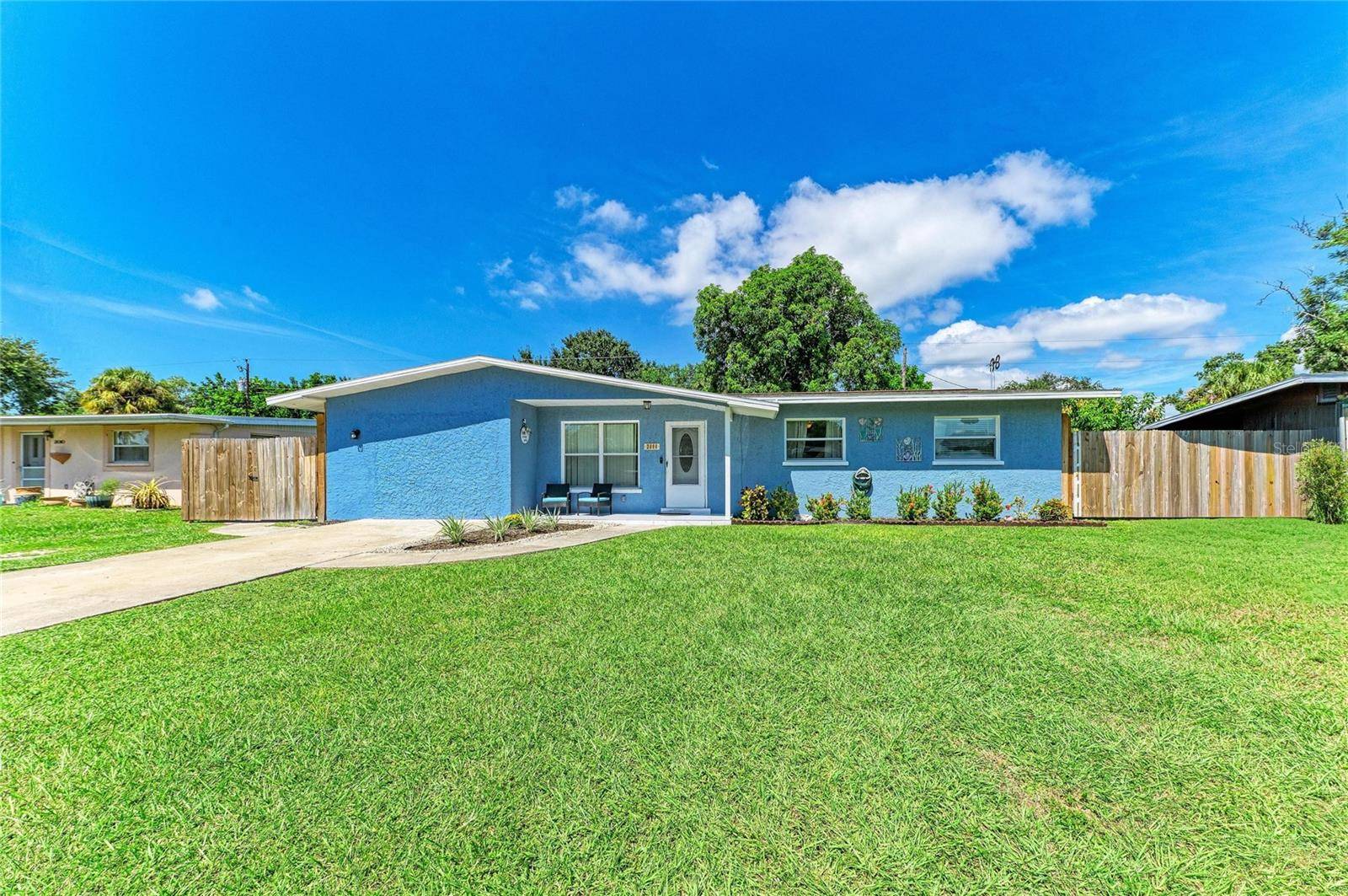 2006 24TH AVE W, Bradenton, FL 34205