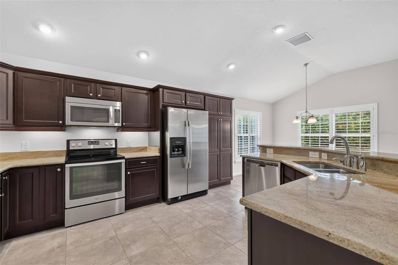 3376 MAYFLOWER LOOP, The Villages, FL 32163