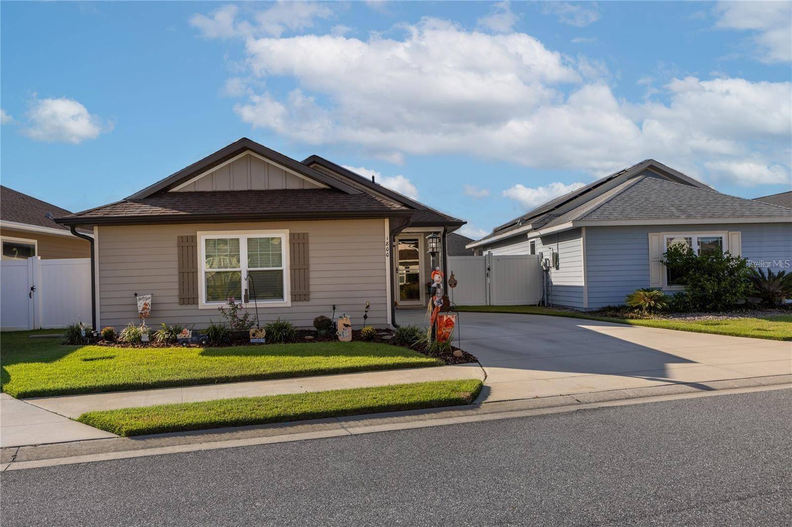 1800 SW 246TH DR, Newberry, FL 32669