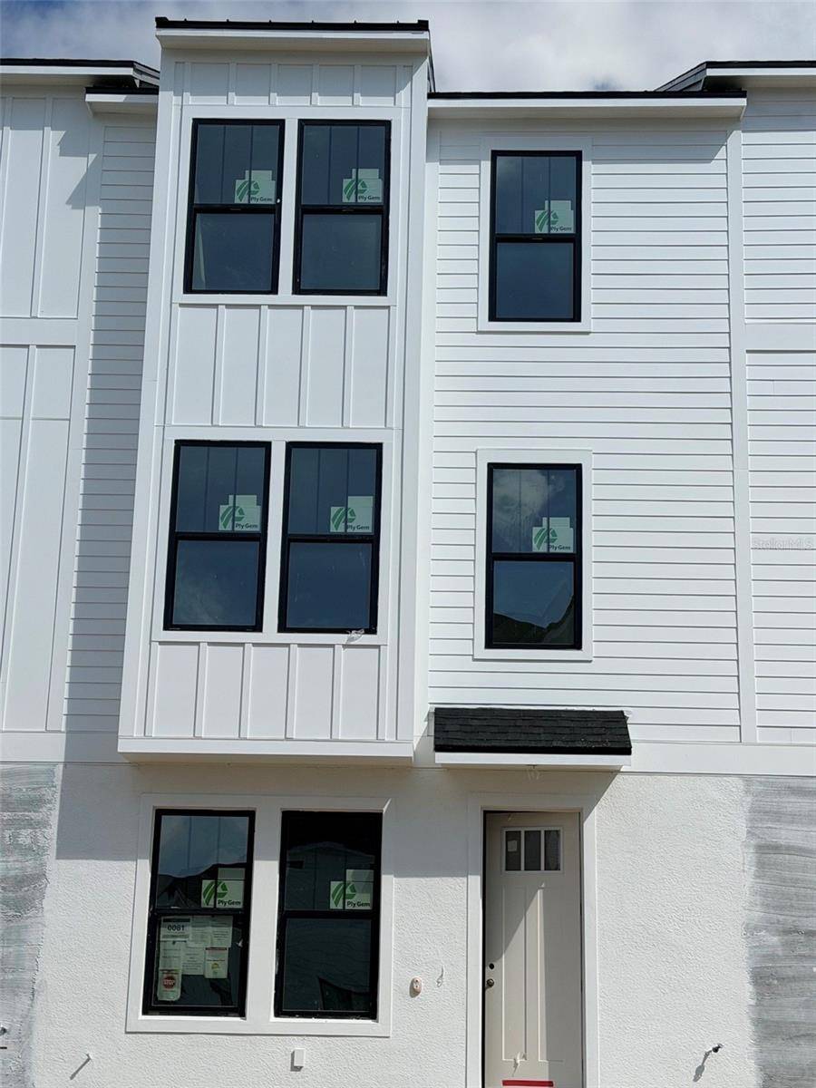 15207 GROVESIDE RD, Winter Garden, FL 34787