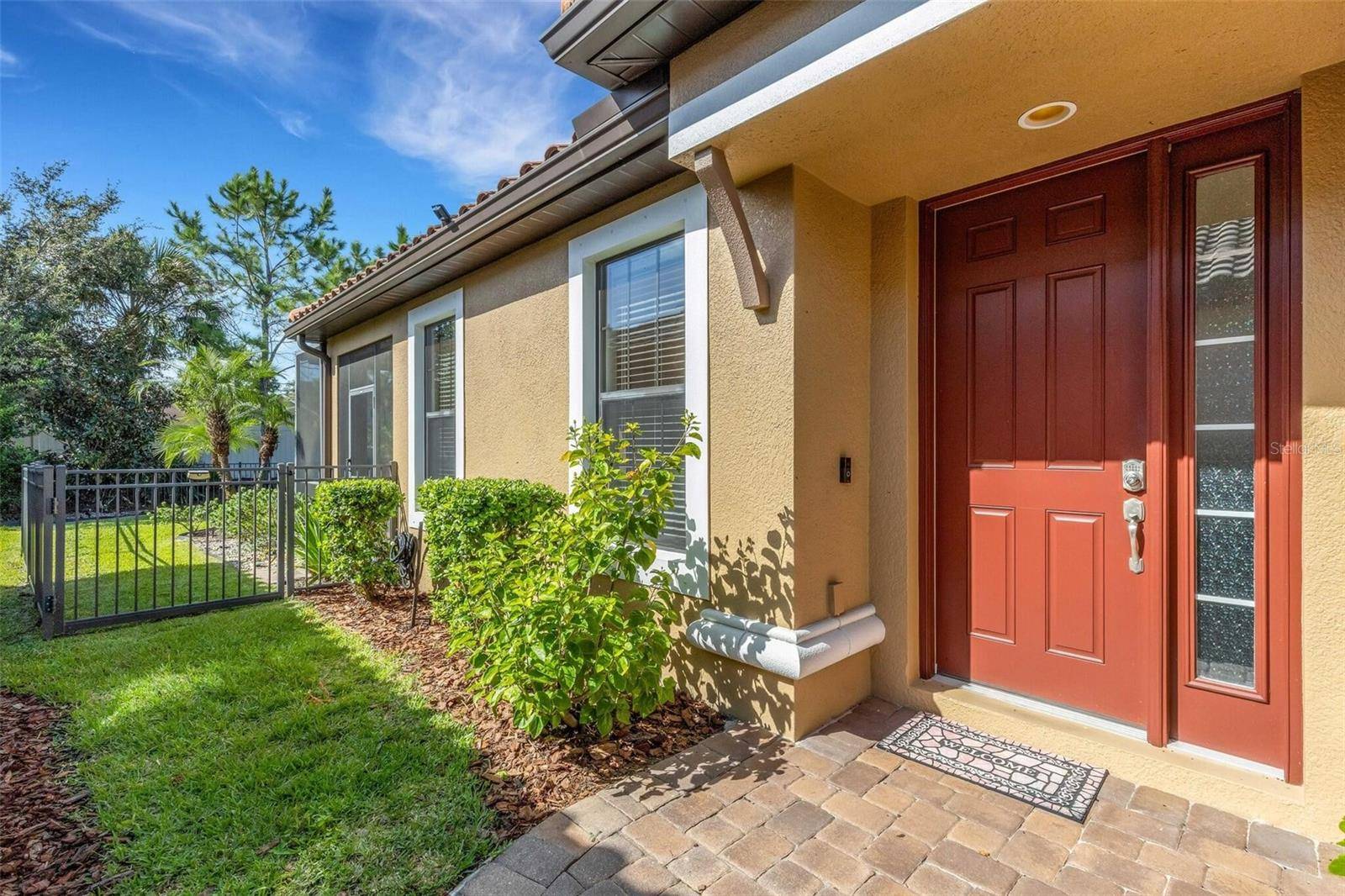 8413 ALBERATA VISTA DR, Tampa, FL 33647