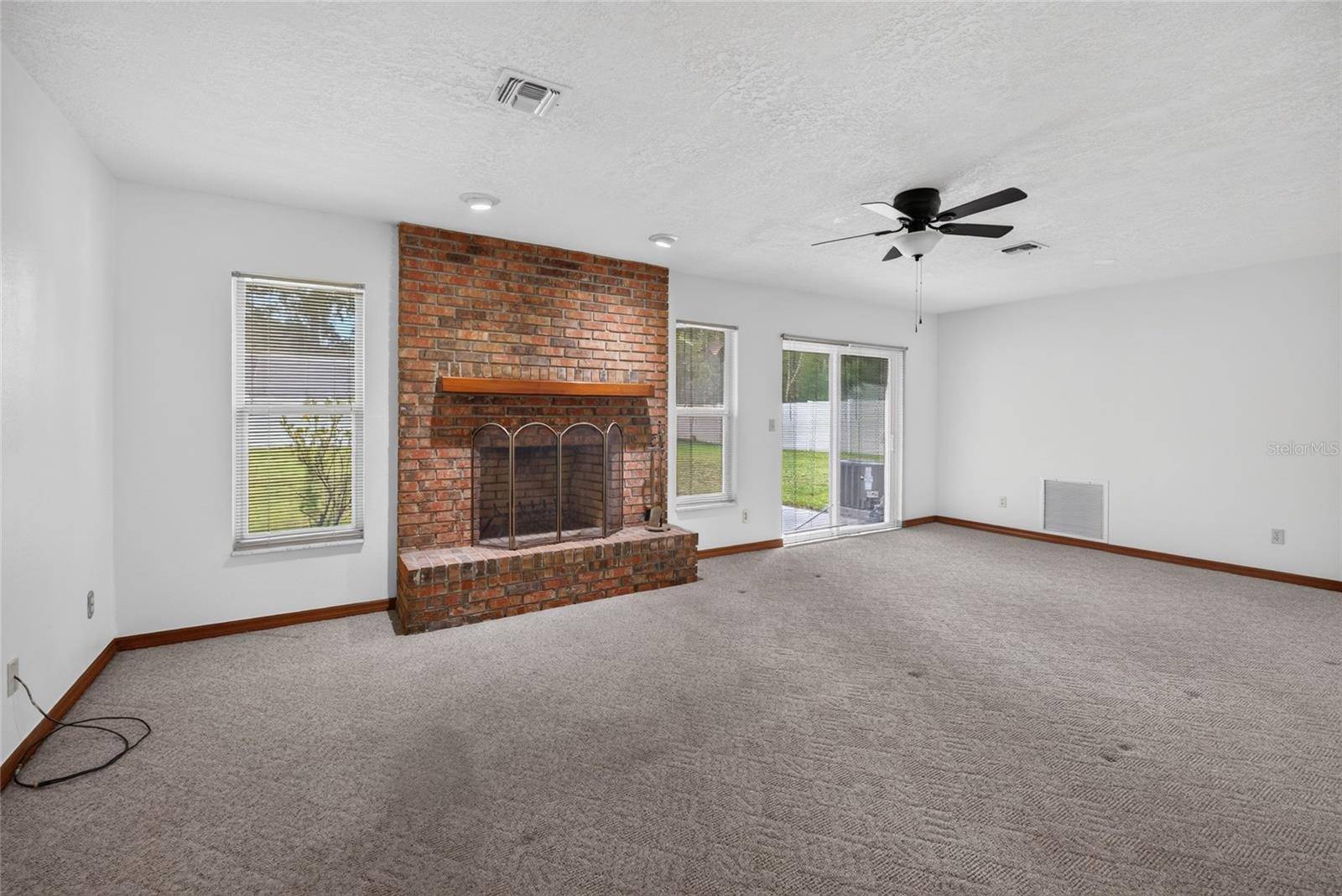 3745 NE 18TH AVE, Ocala, FL 34479