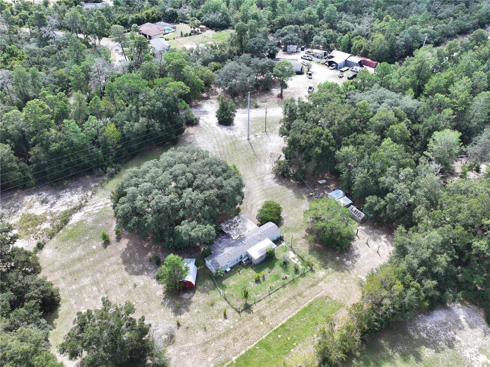 1 BAY TRAK, Ocklawaha, FL 32179