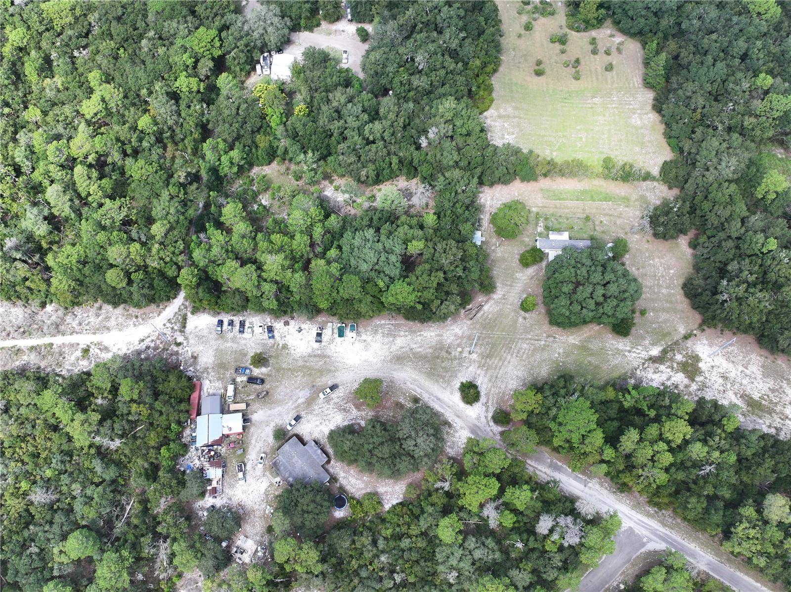 1 BAY TRAK, Ocklawaha, FL 32179