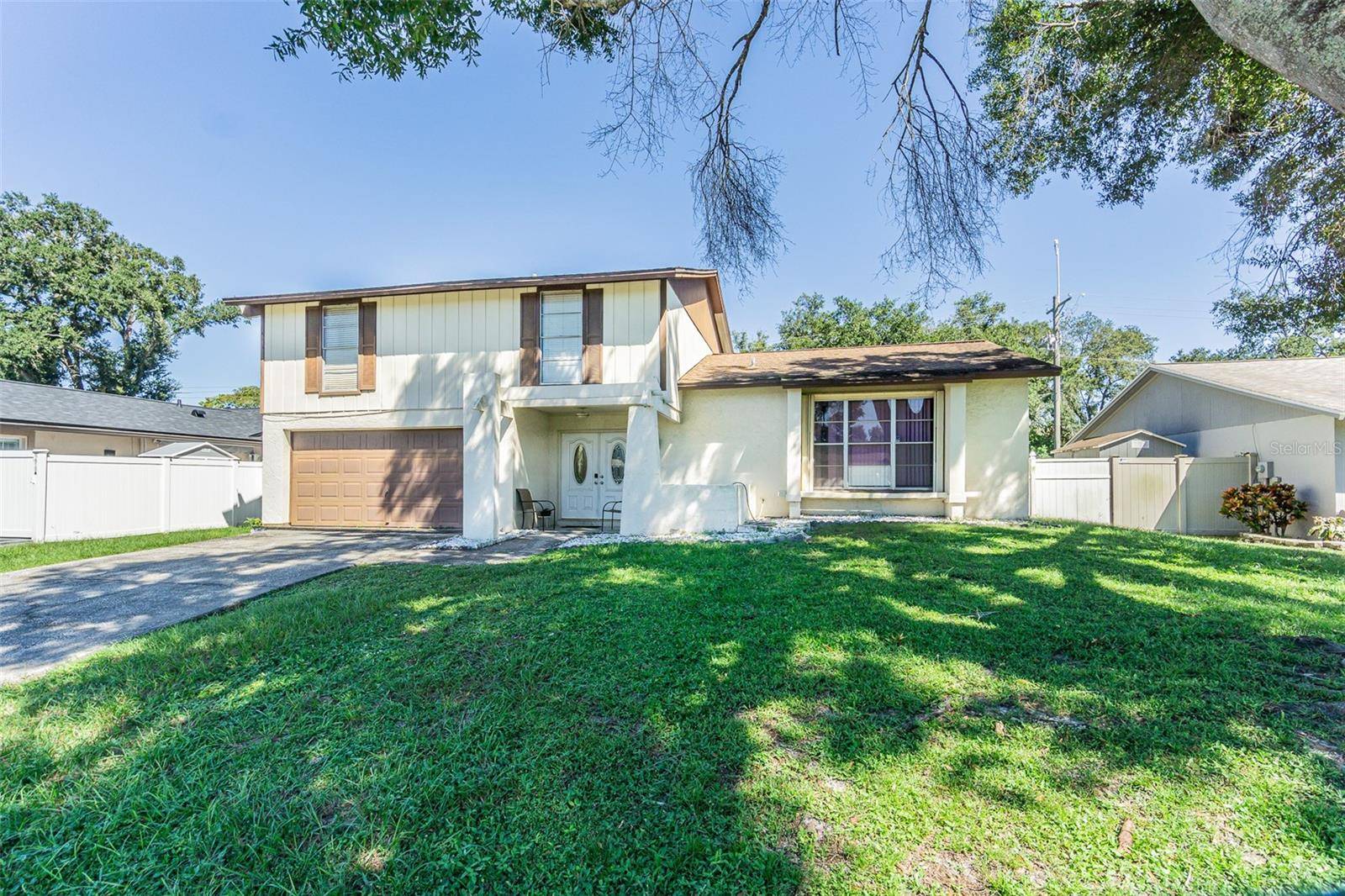 6811 MITCHELL CIR, Tampa, FL 33634