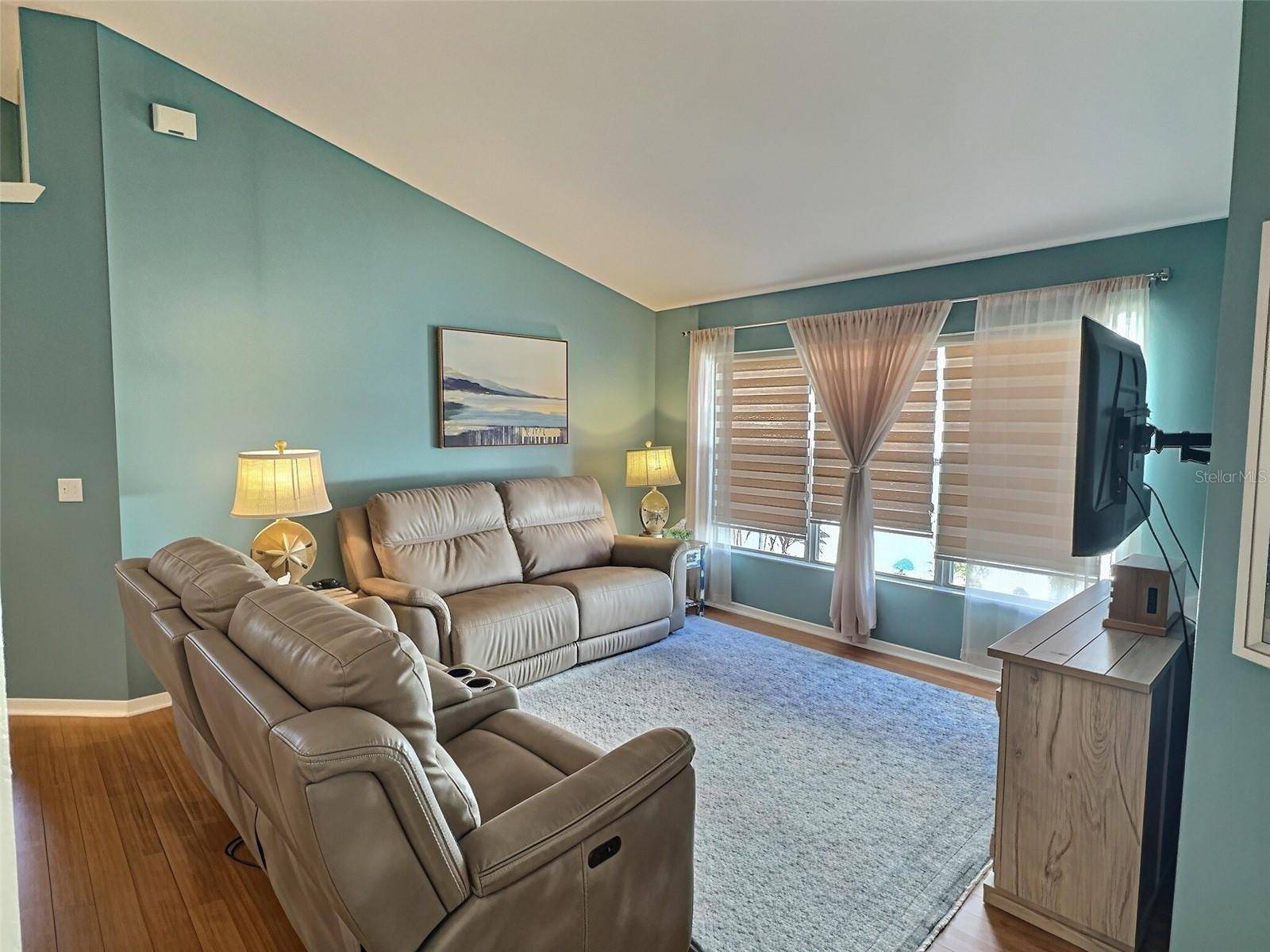 2546 ARROWPOINTE DR, Holiday, FL 34691