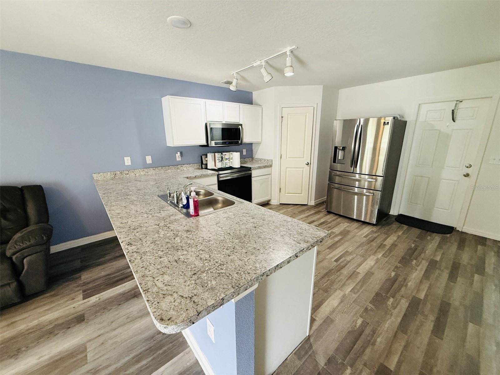 12020 PINE WARBLER AVE, Weeki Wachee, FL 34614
