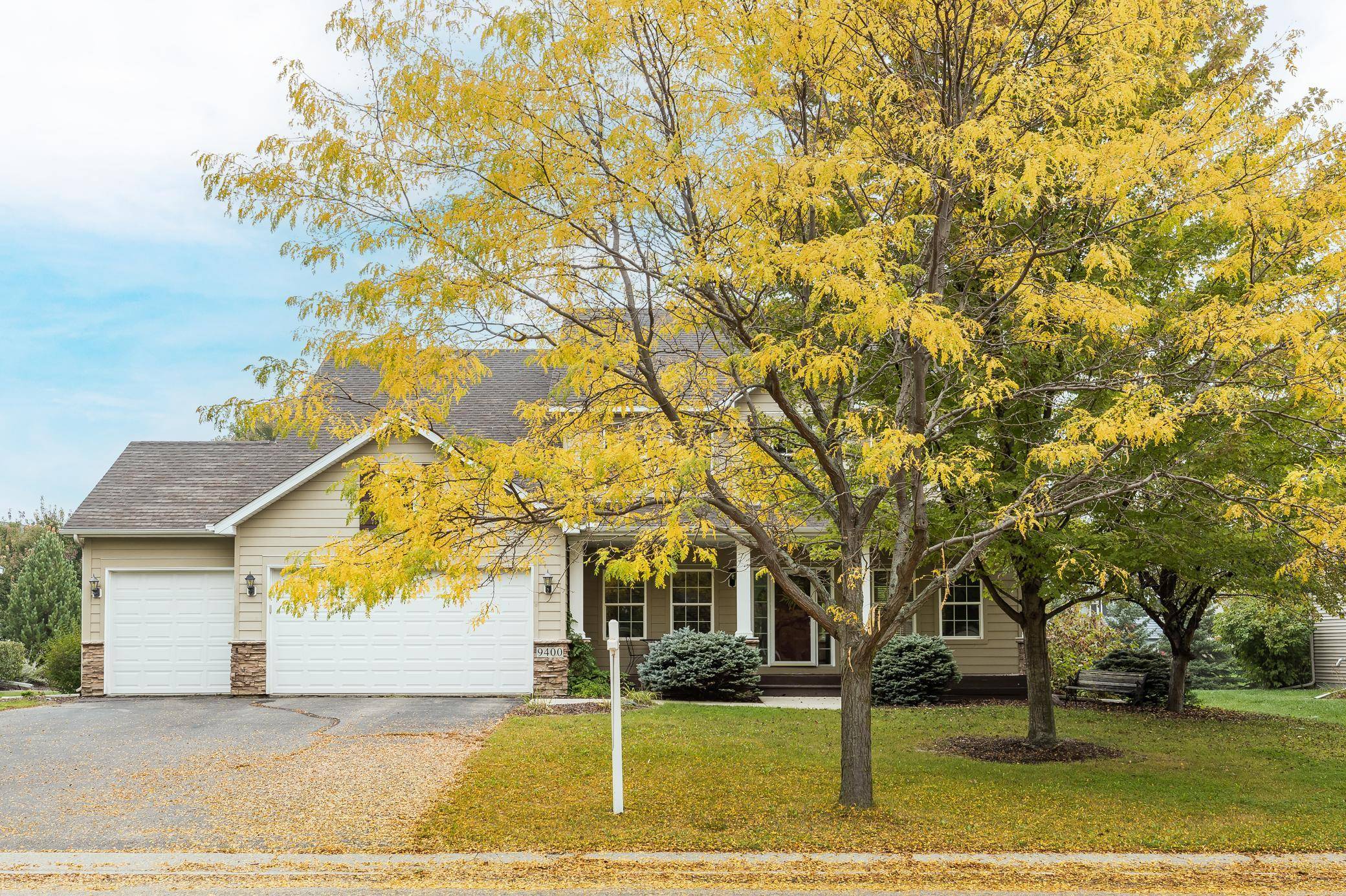 9400 Glacier RD, Minnetrista, MN 55375