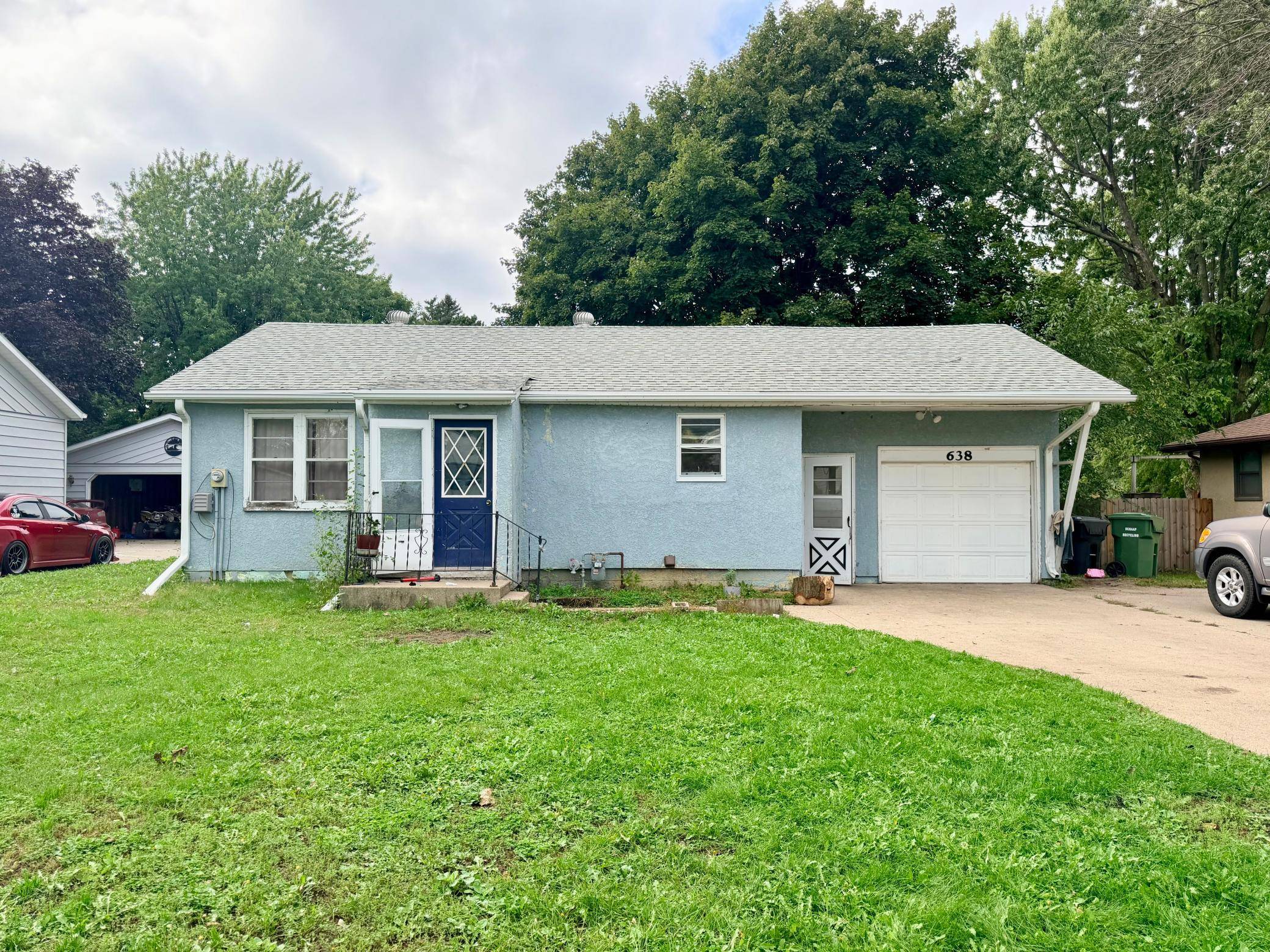 638 James BLVD, Worthington, MN 56187