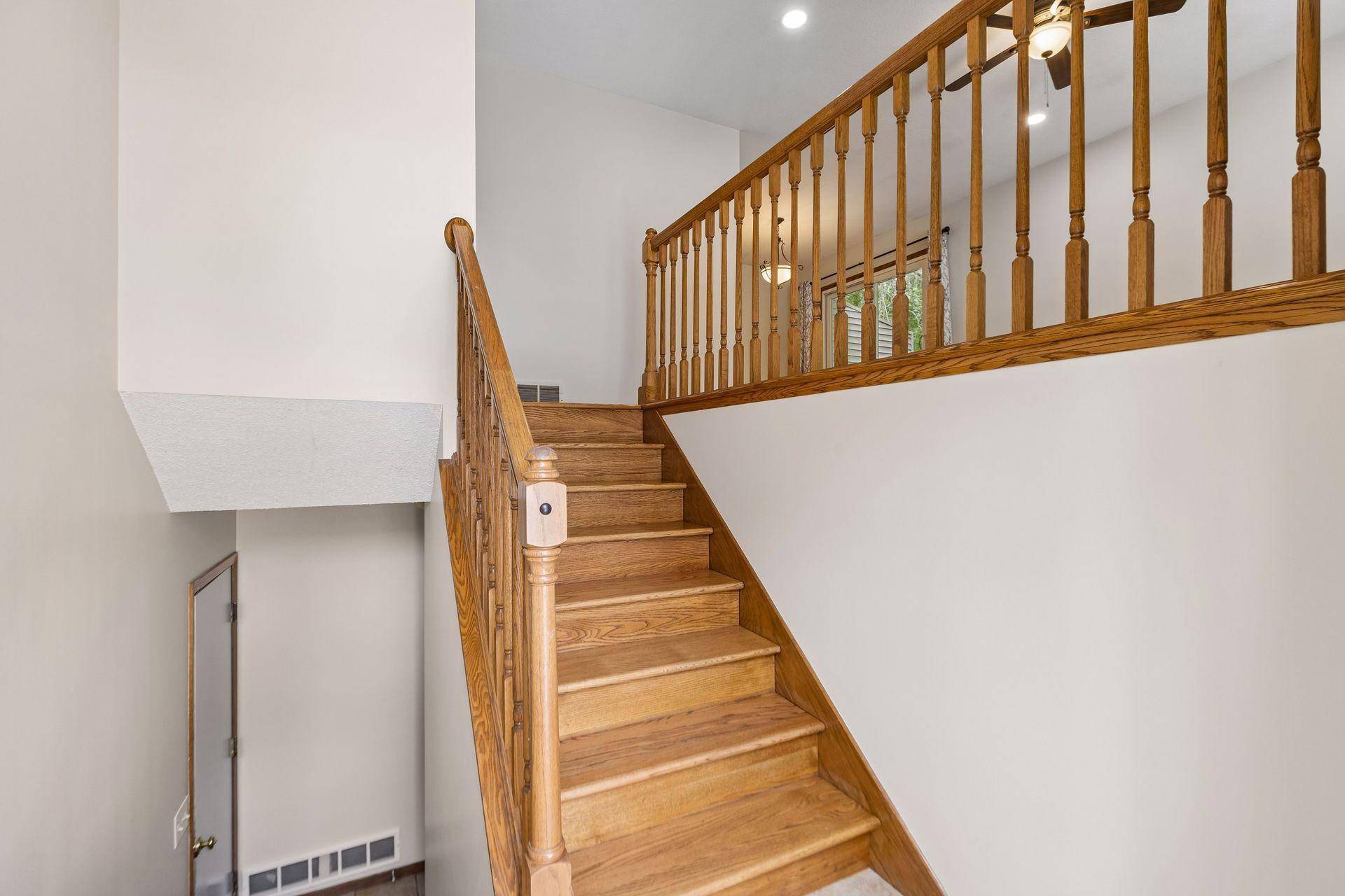 533 Ravoux RD, Chaska, MN 55318