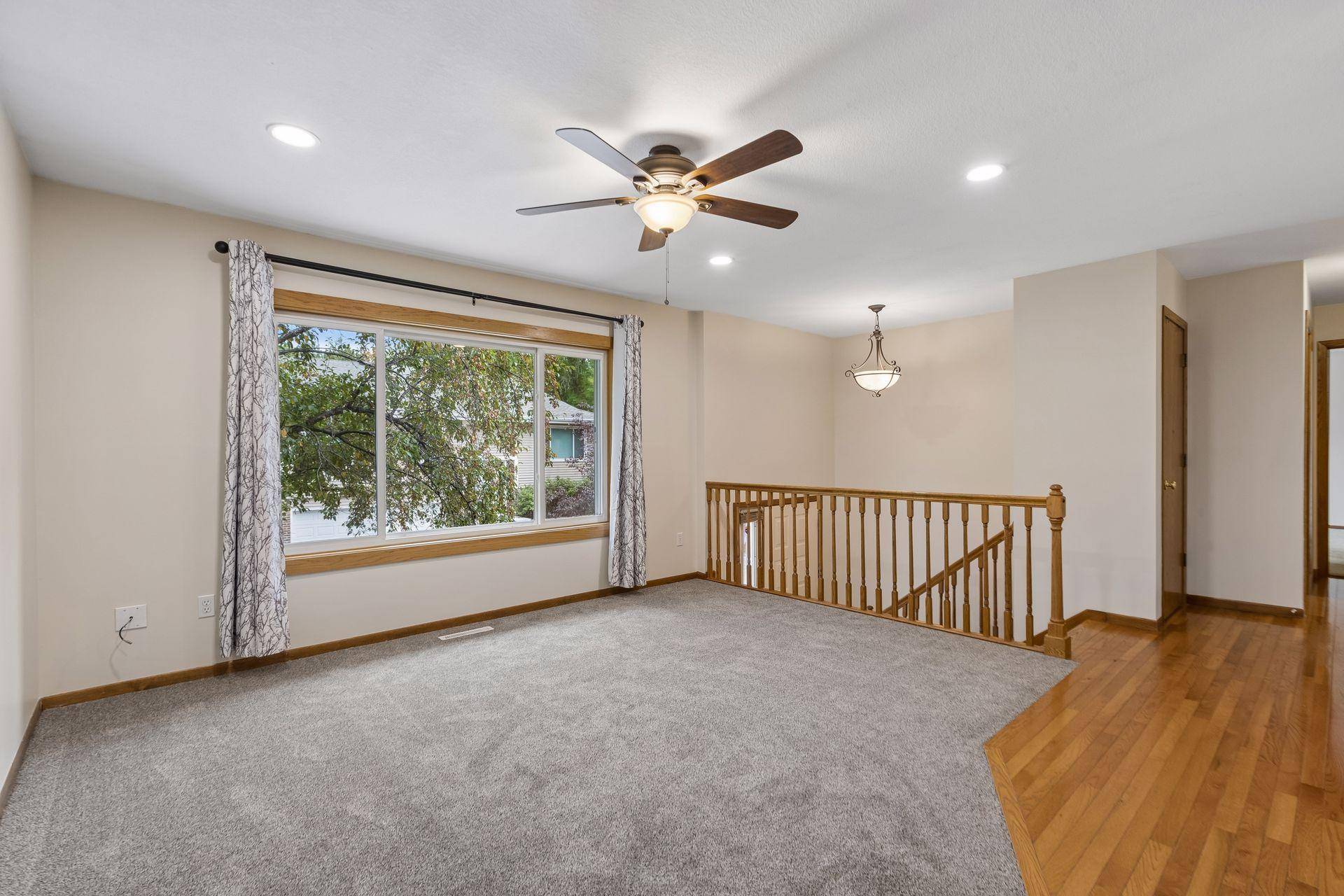 533 Ravoux RD, Chaska, MN 55318