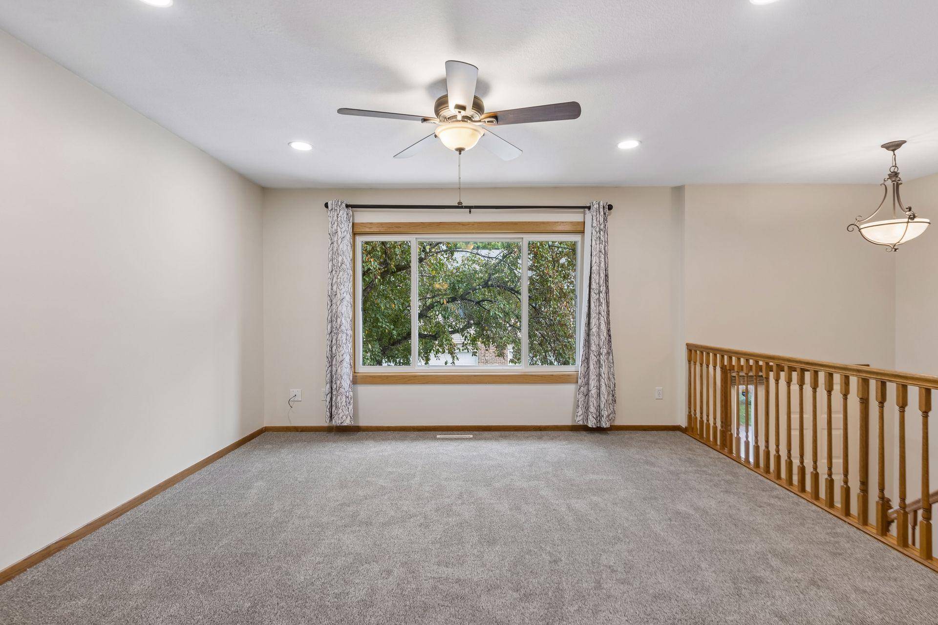 533 Ravoux RD, Chaska, MN 55318