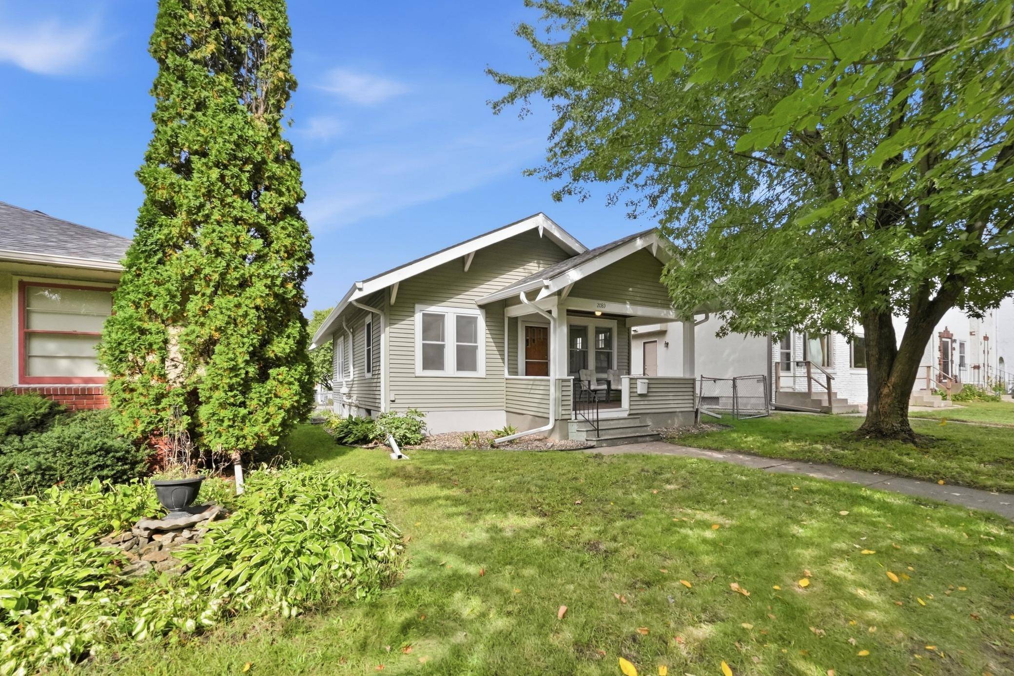 2089 Randolph AVE, Saint Paul, MN 55105