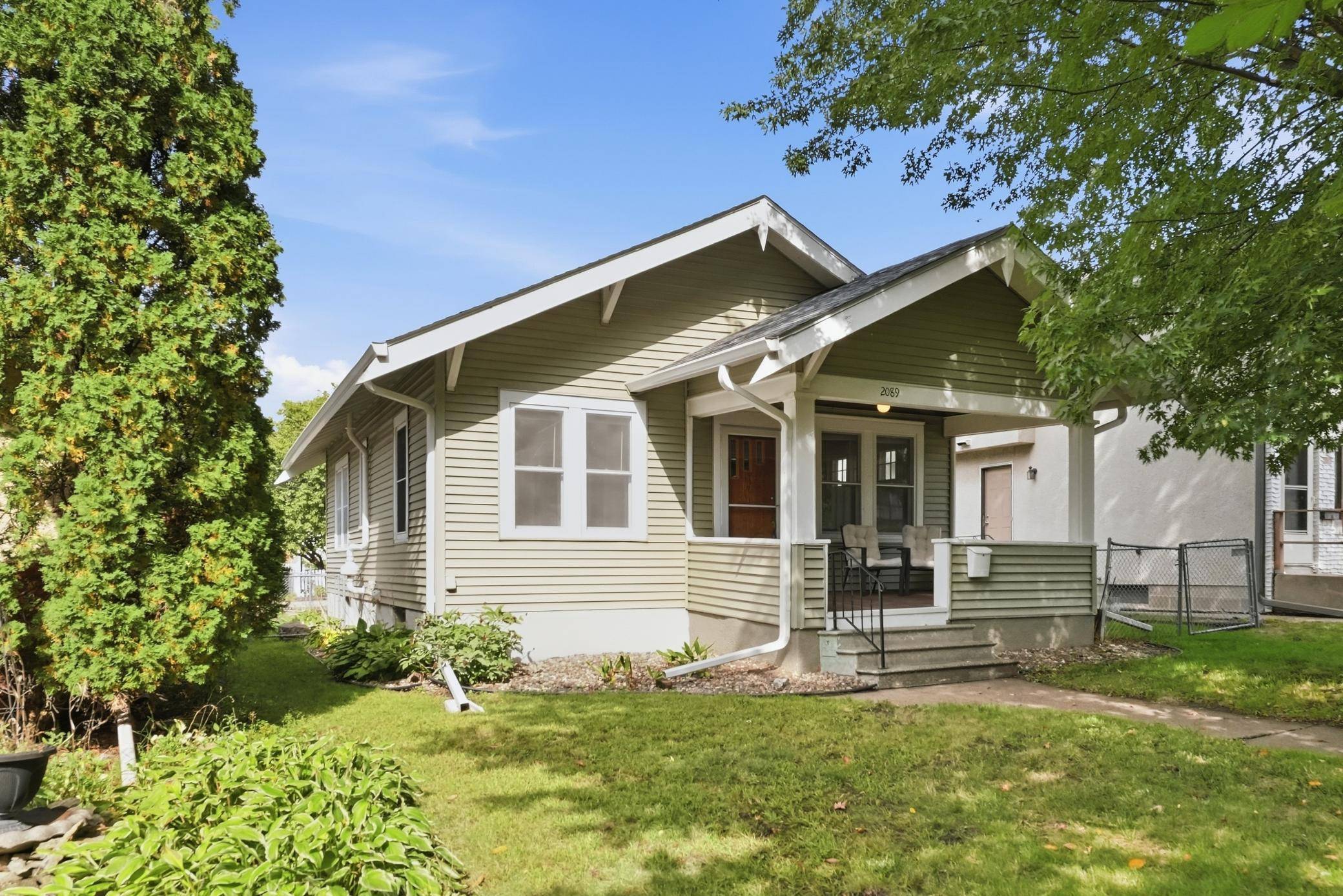 2089 Randolph AVE, Saint Paul, MN 55105