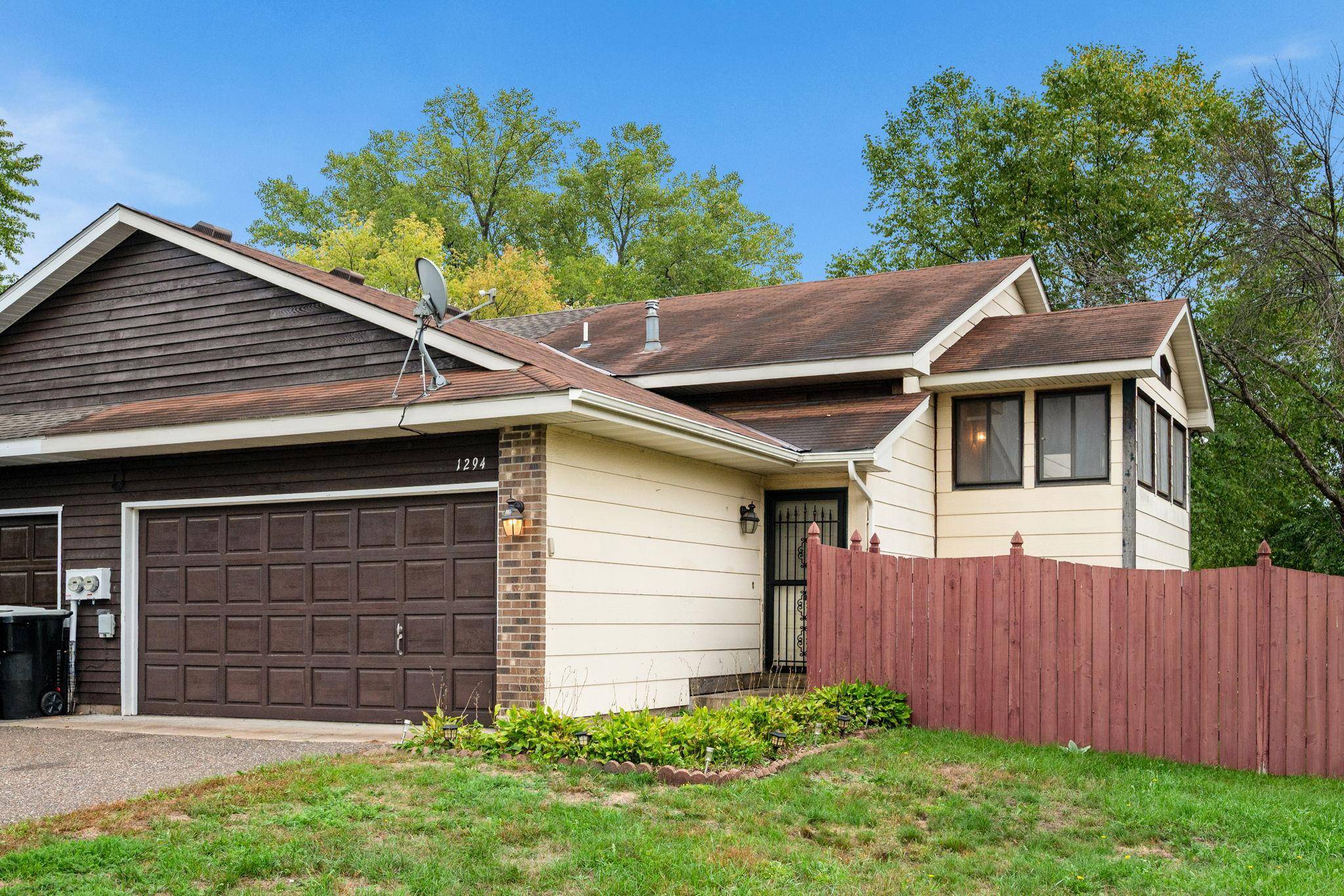 1294 105th AVE NW, Coon Rapids, MN 55433
