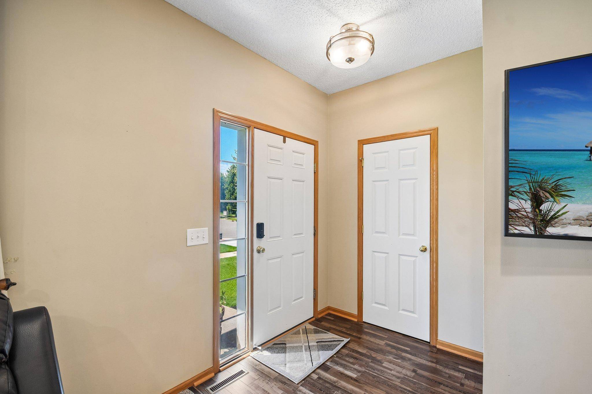 4851 Woodland AVE, Shakopee, MN 55379