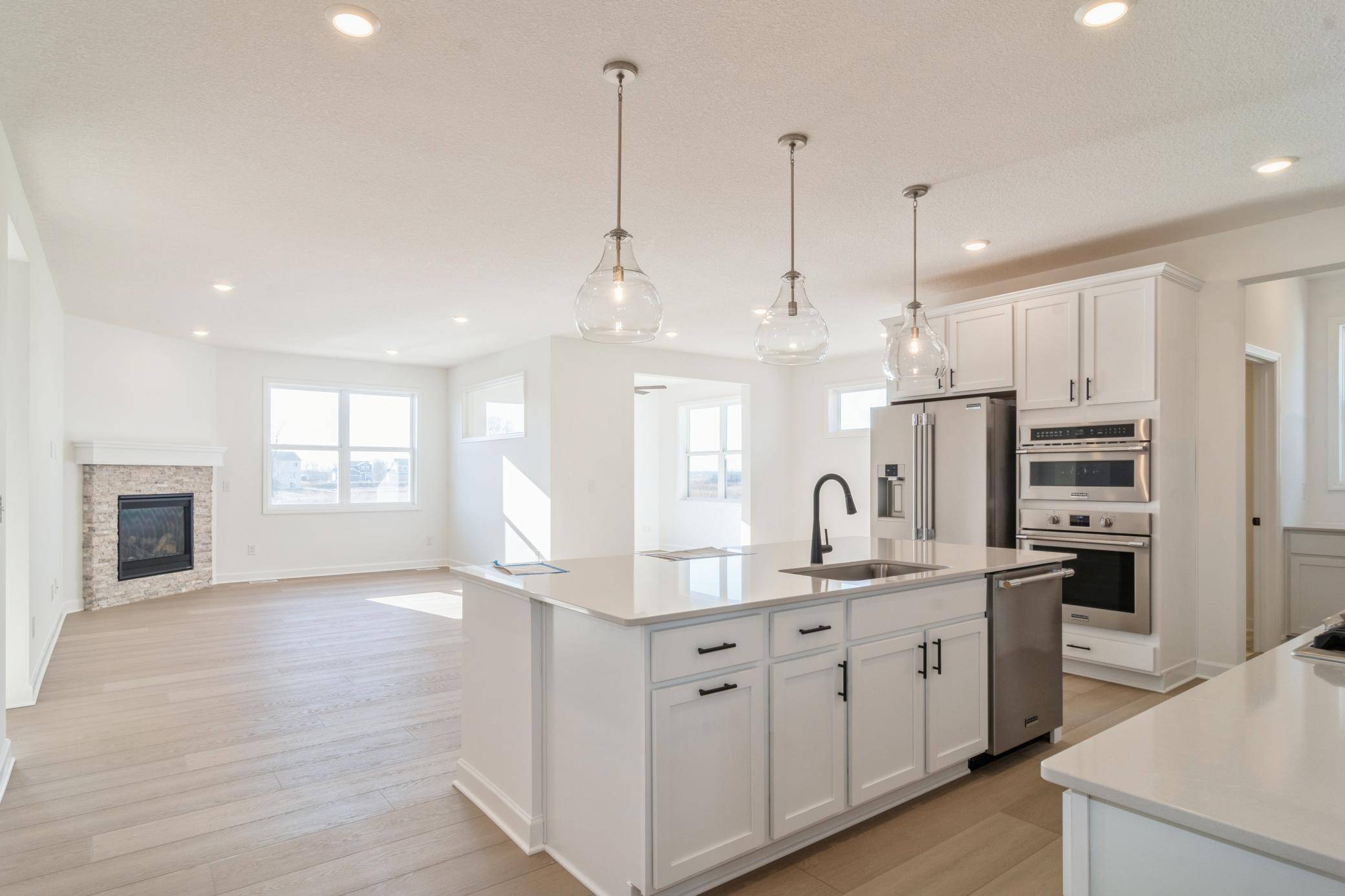 7129 201st ST W, Lakeville, MN 55044