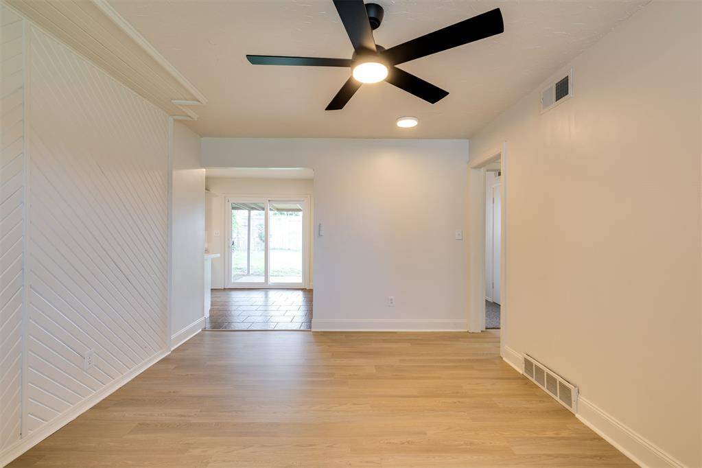 3025 SW 71st ST, Oklahoma City, OK 73159