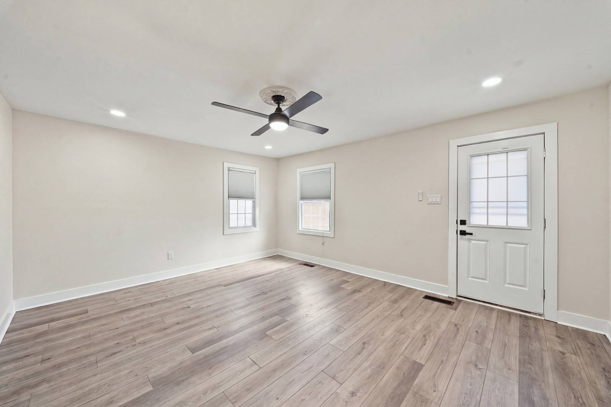 1009 43rd Ave #N, Nashville, TN 37209
