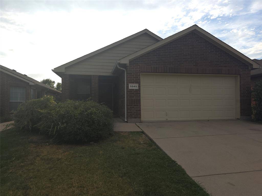 5945 Missy Lane, Fort Worth, TX 76131