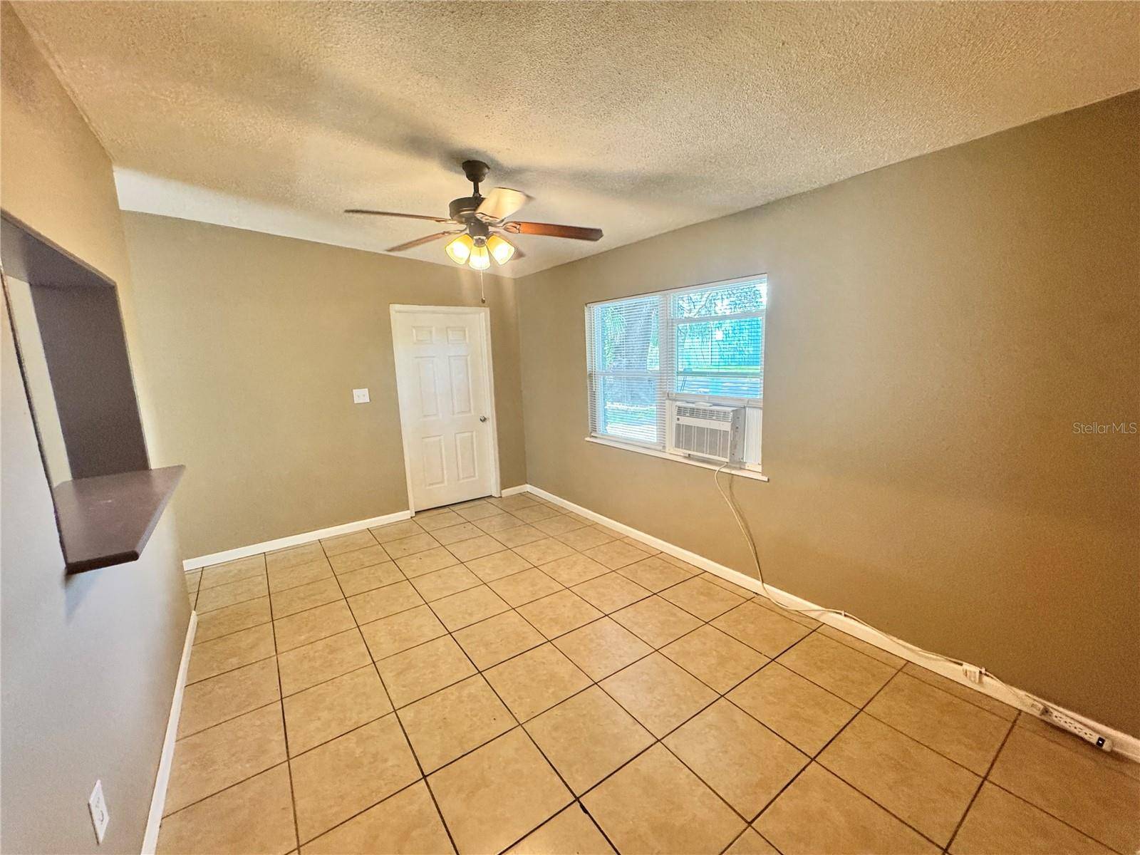 607 DANVERS ST, Eustis, FL 32726