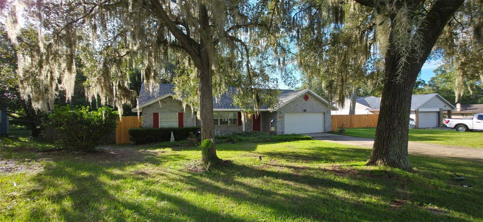 36236 MARY ELLEN ST, Fruitland Park, FL 34731