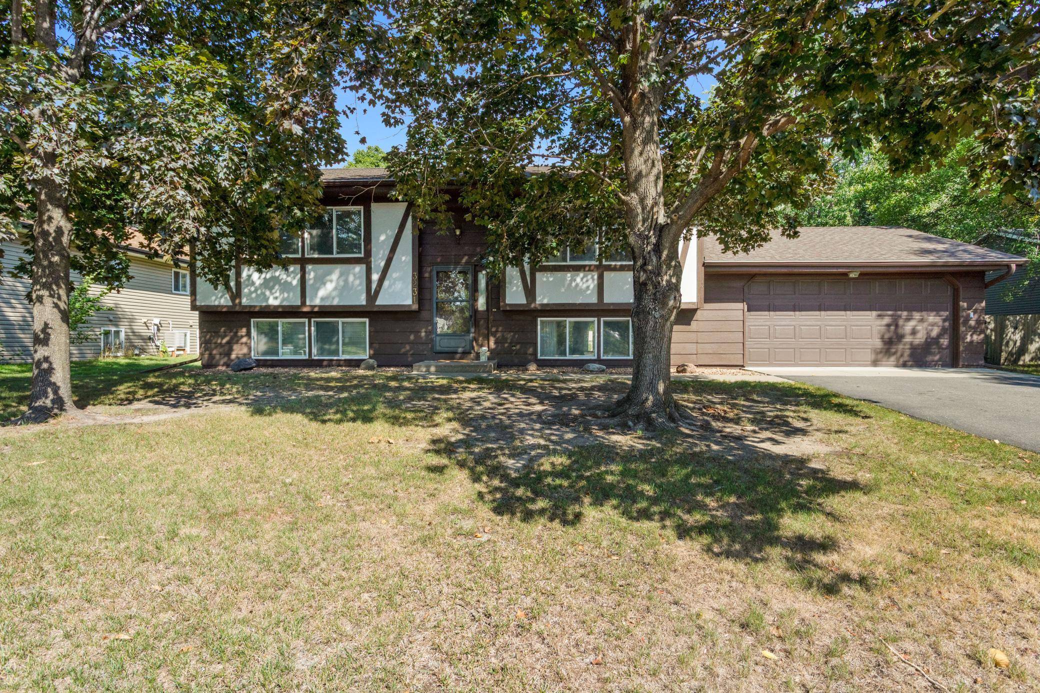 3231 116th LN NW, Coon Rapids, MN 55433