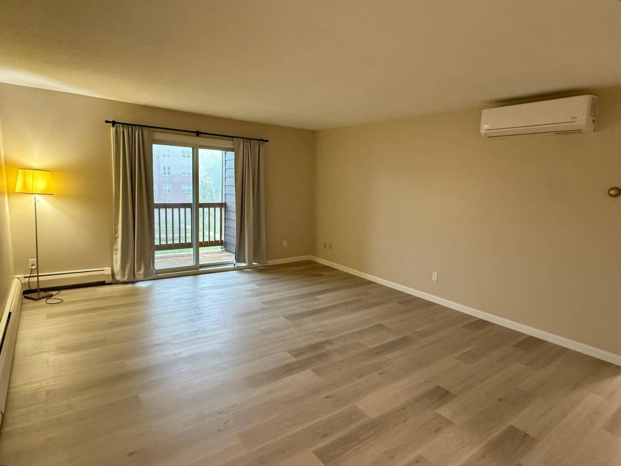 450 Ford RD #303, Saint Louis Park, MN 55426
