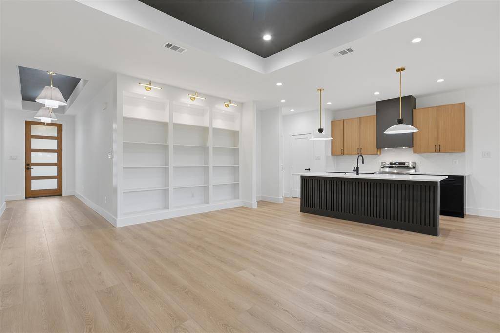 2638 Southland Street, Dallas, TX 75215