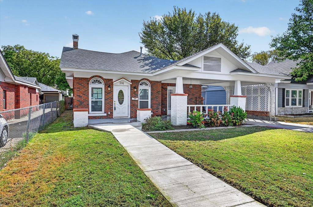 316 S Montreal Avenue, Dallas, TX 75208