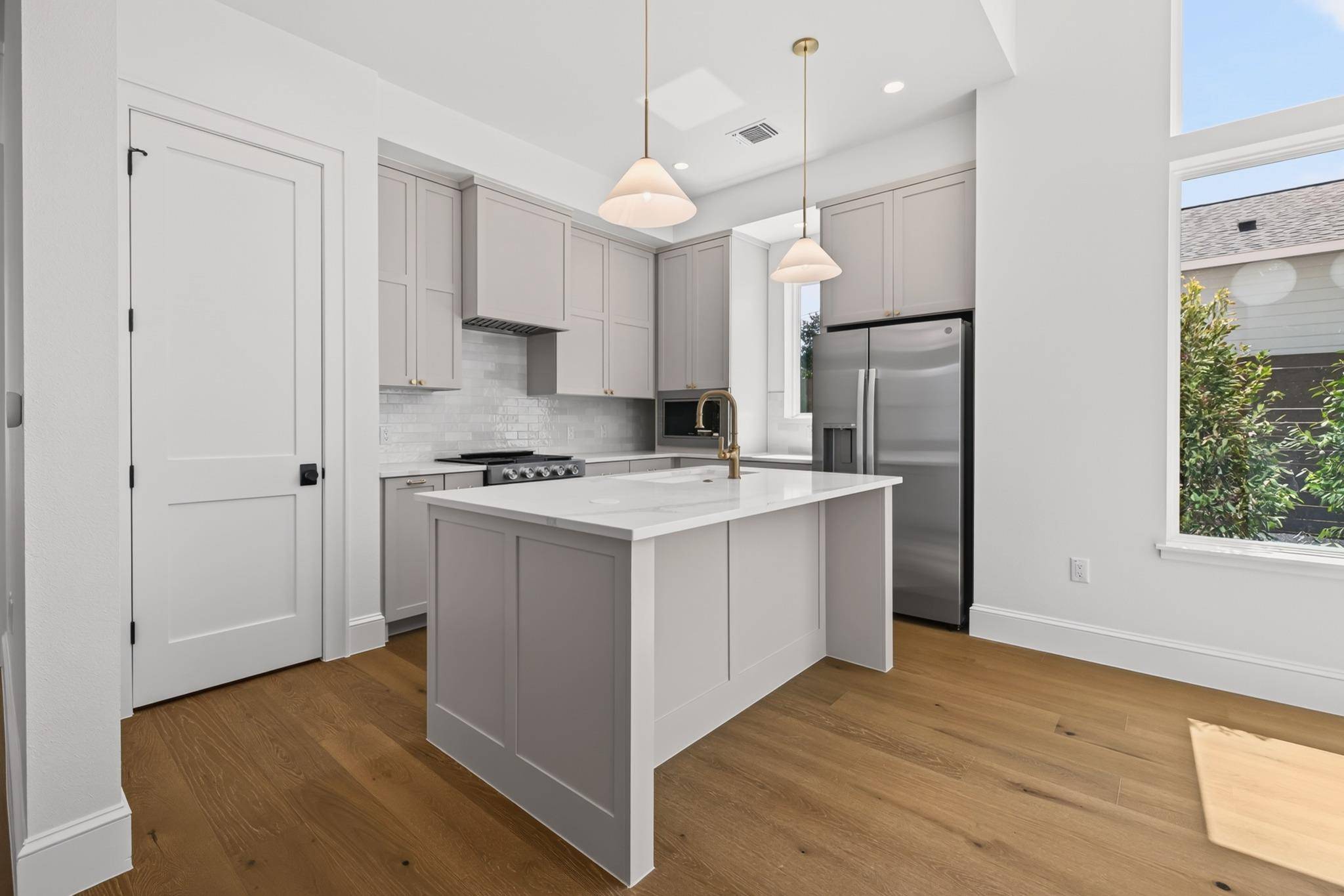 1410 Perez ST #1, Austin, TX 78721