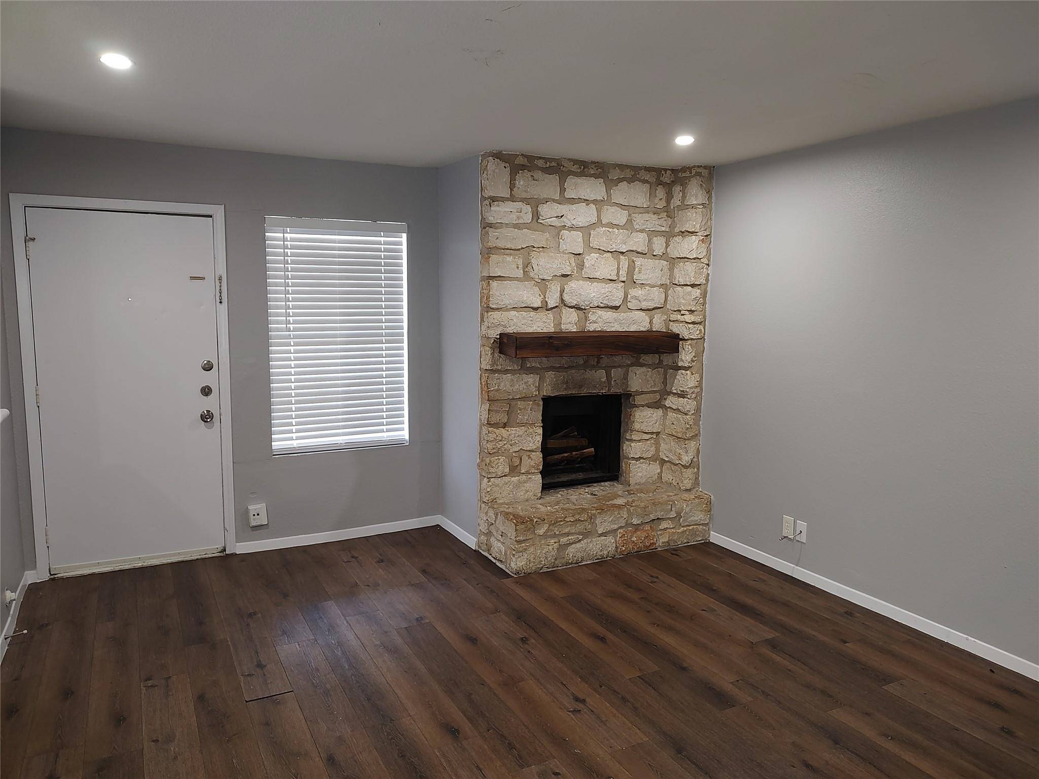 2200 Leah CV #B, Austin, TX 78748