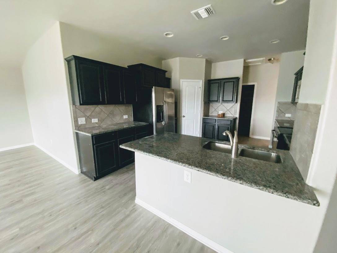 228 Avalanche Ave, Georgetown, TX 78626