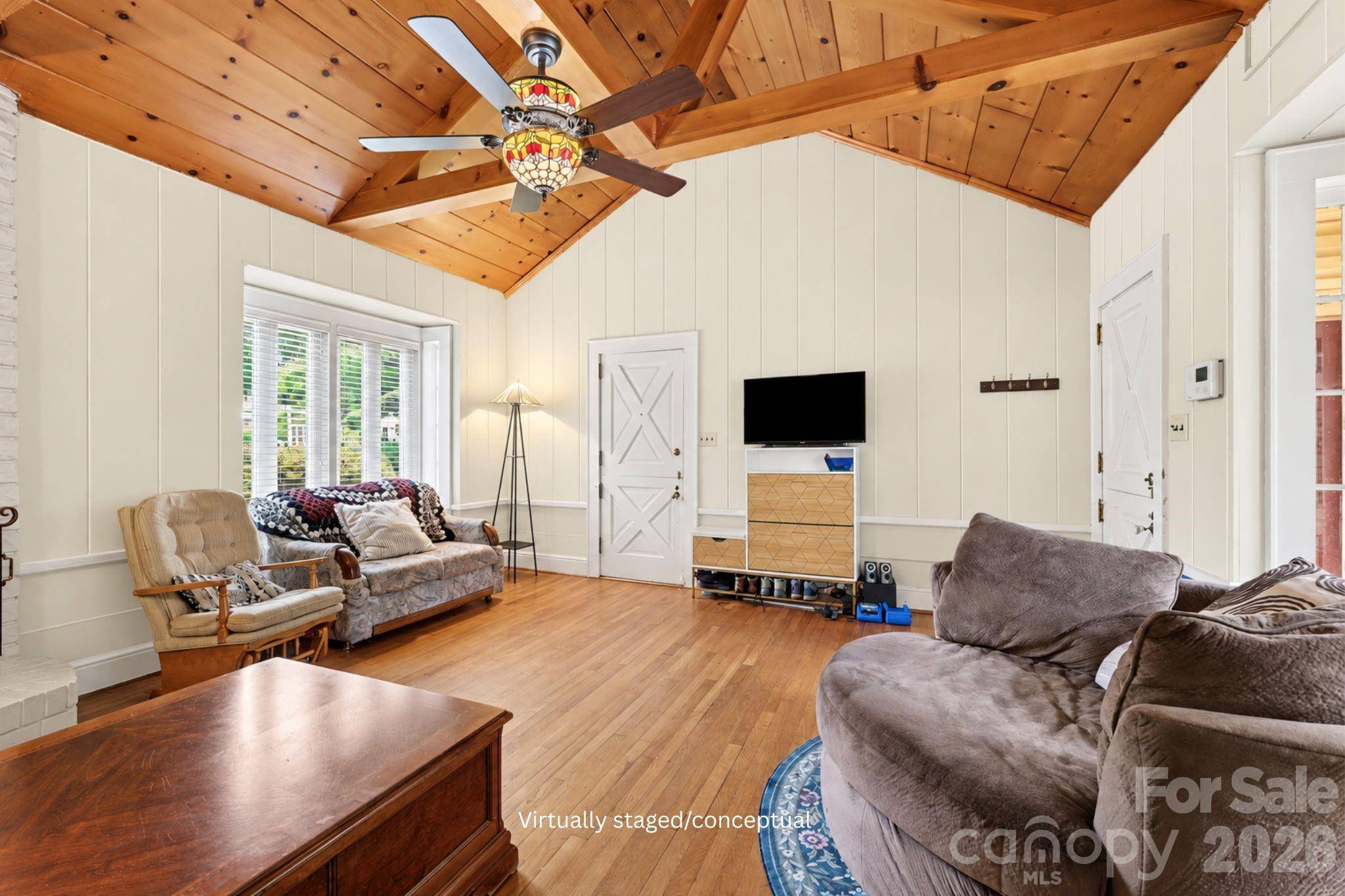 404 Fairview DR, Lexington, NC 27292
