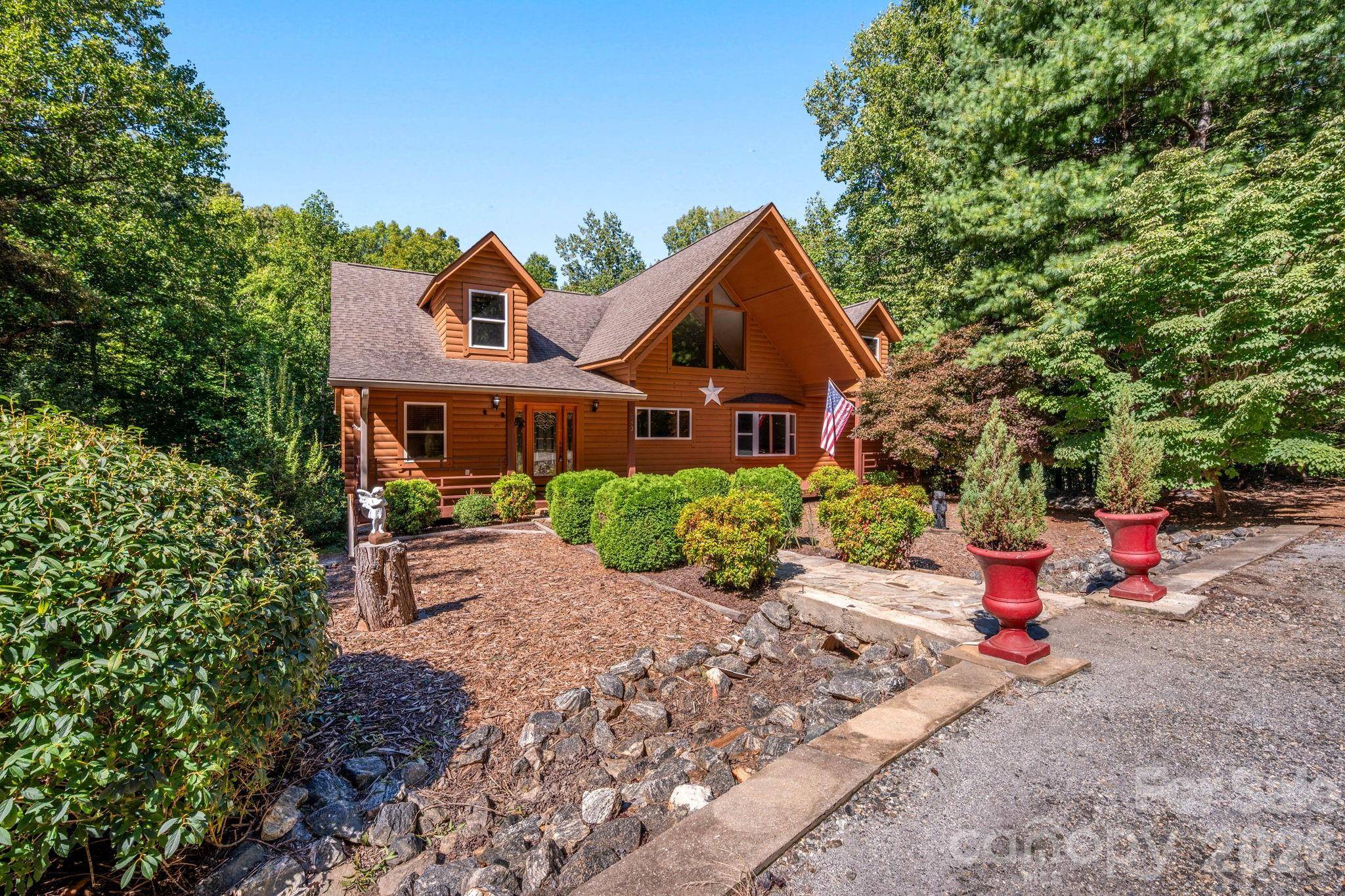 143 Rosewood LN, Rutherfordton, NC 28139