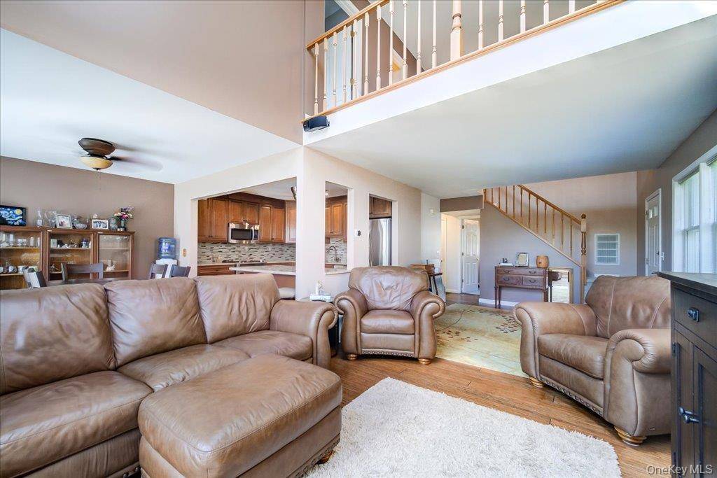 47 Deer Crossing DR, Fishkill, NY 12524