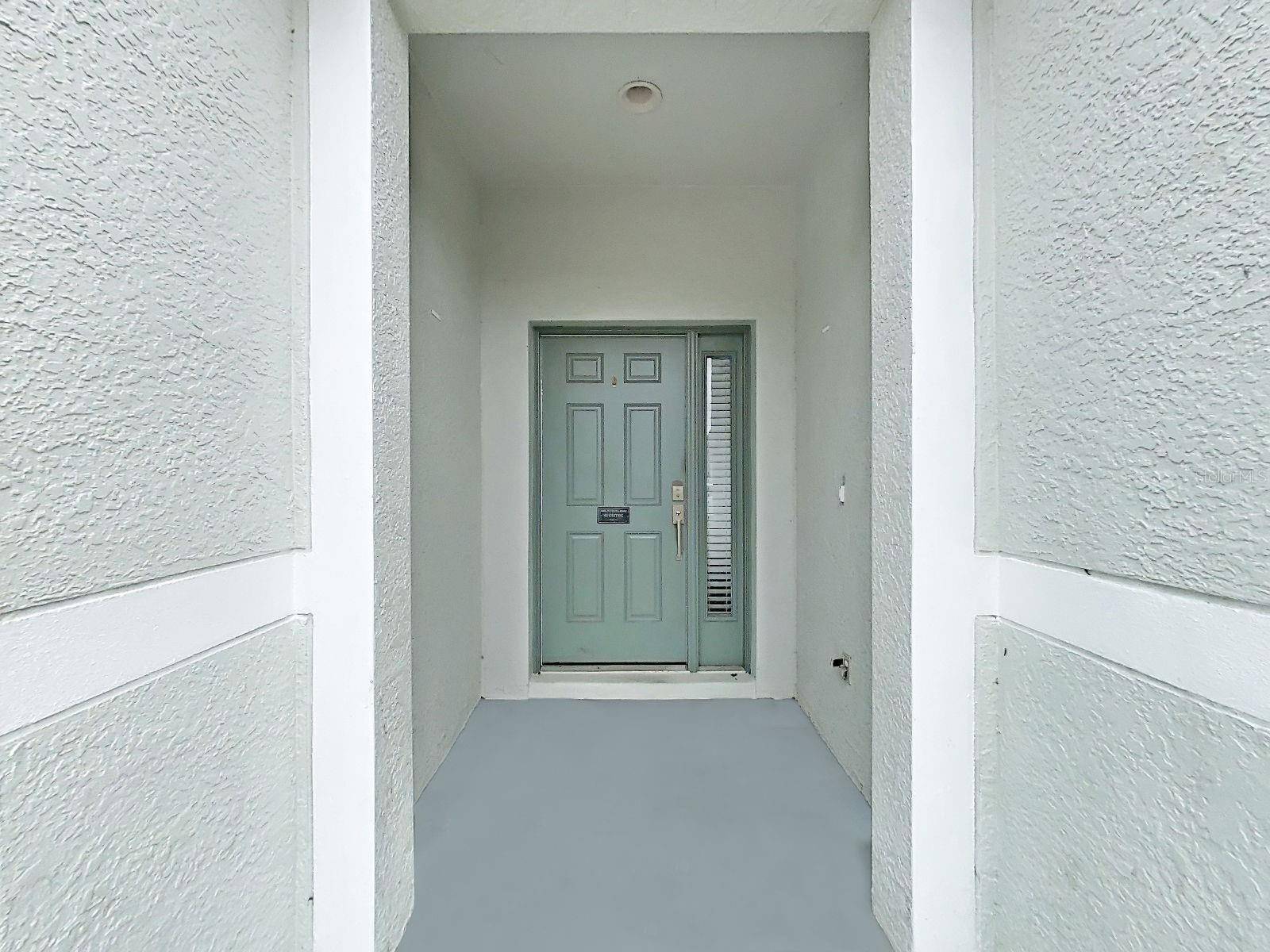 9541 CYPRESS HARBOR DR, Gibsonton, FL 33534