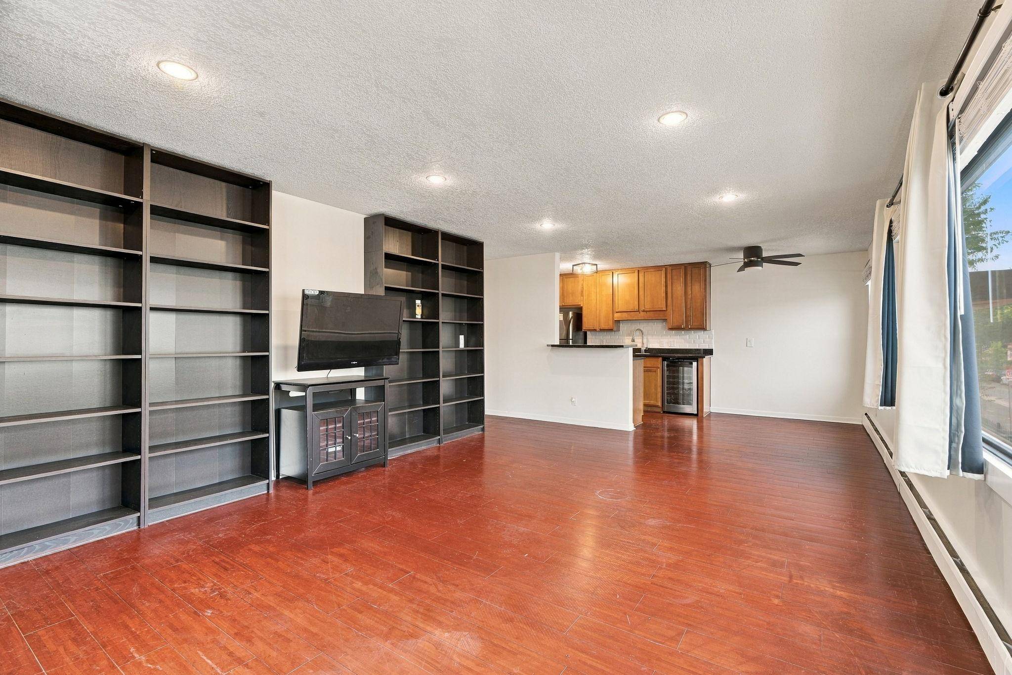 3019 Bryant AVE S #101, Minneapolis, MN 55408