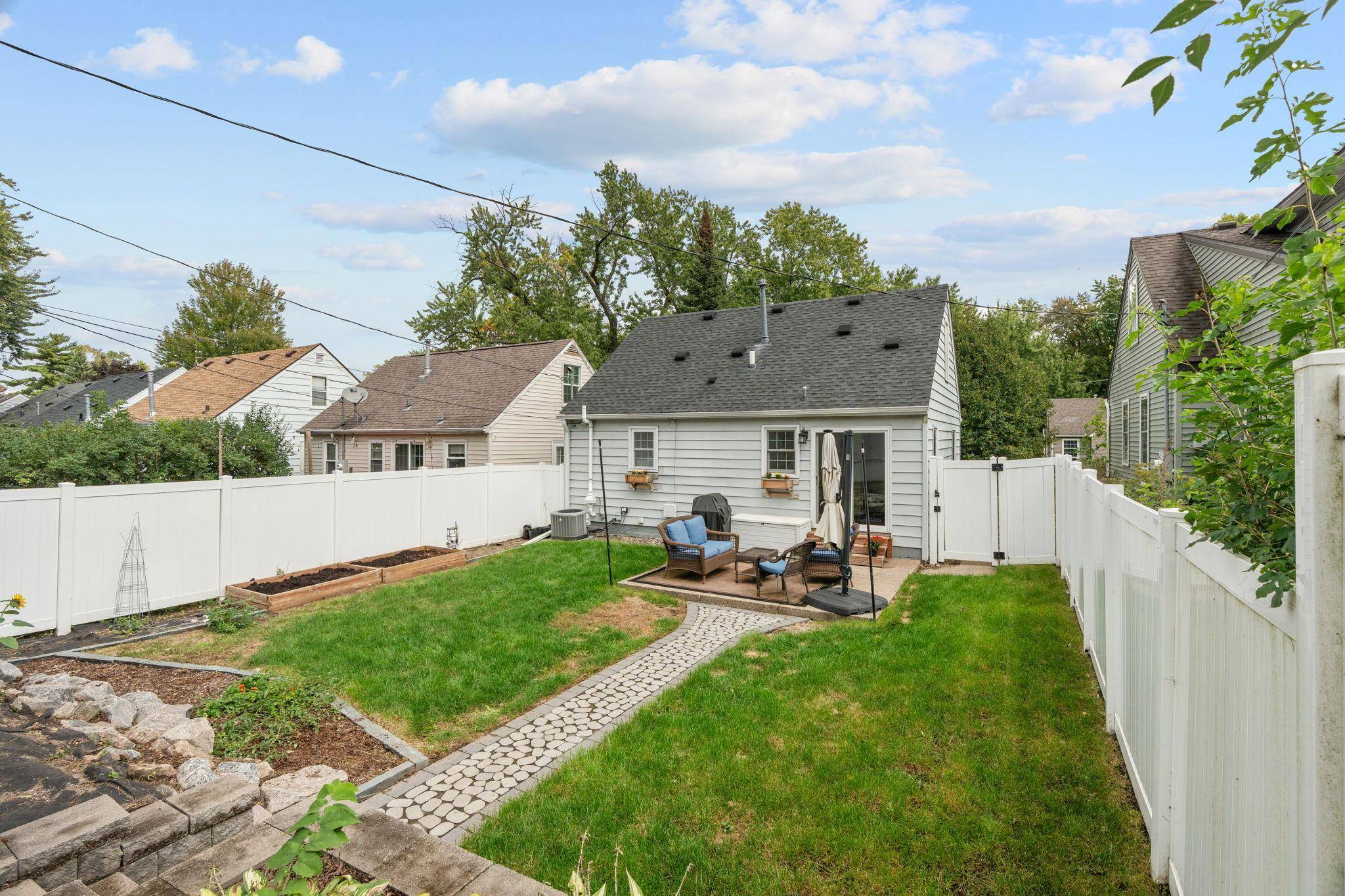 2828 Alabama AVE S, Saint Louis Park, MN 55416